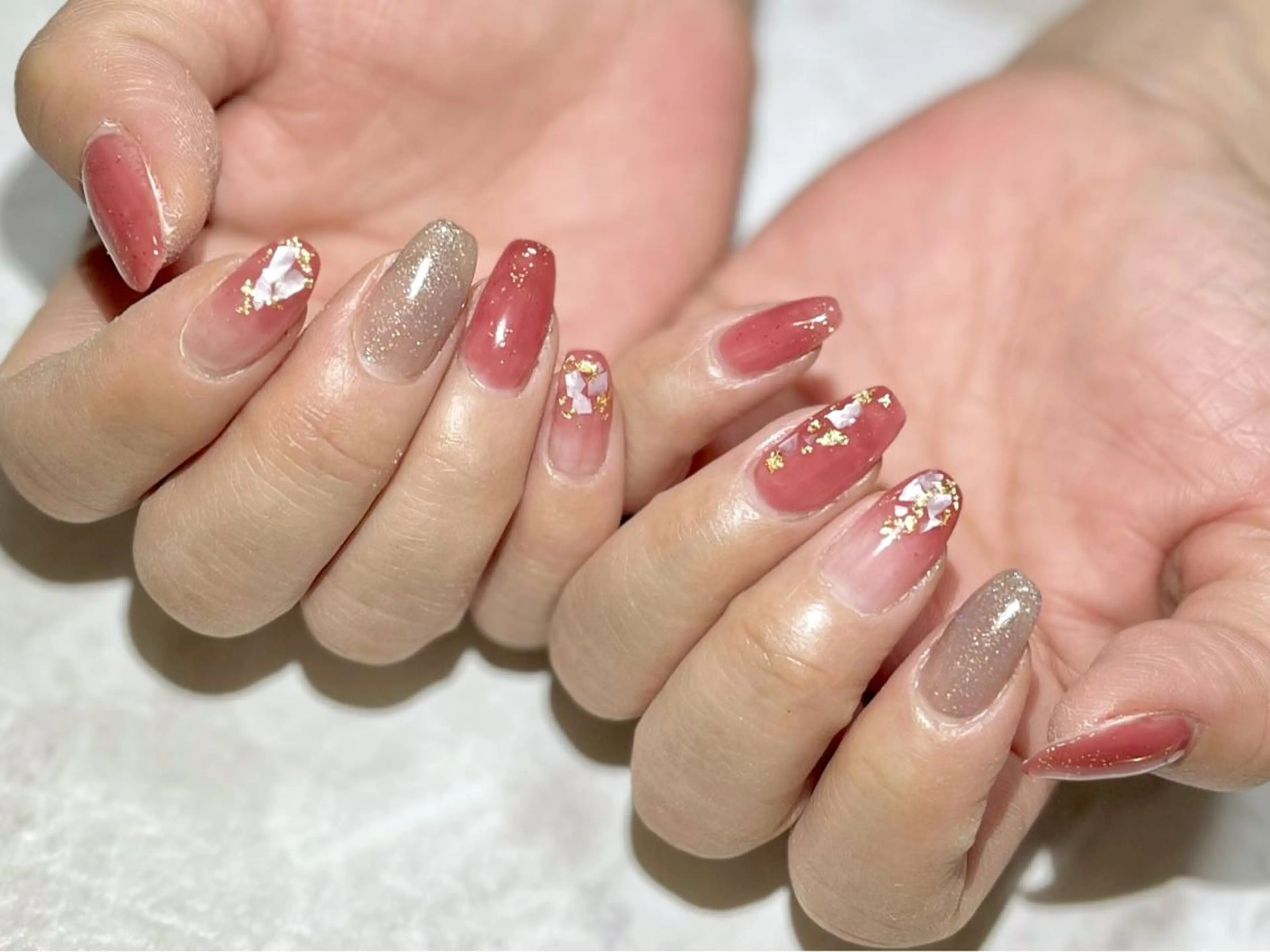 ネイル フットネイル ニュアンスネイル 赤色 シンプルネイル 春ネイル nail fufla ♡yamane♡のネイルデザイン