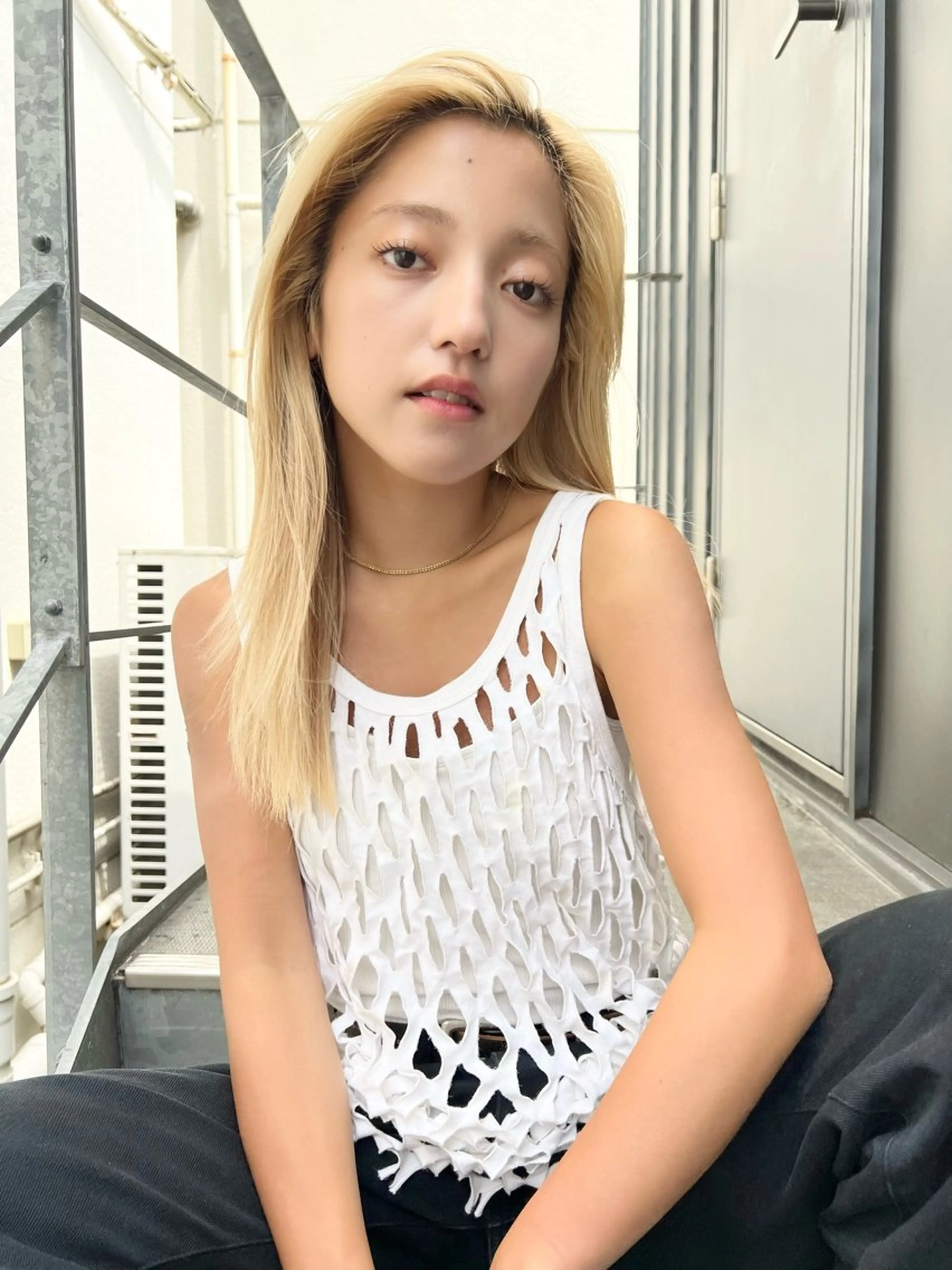 セミロング カラー ブロンド カット ヘアカラー トリートメント HARU//原宿🤍 リピート率NO.1のヘアスタイル