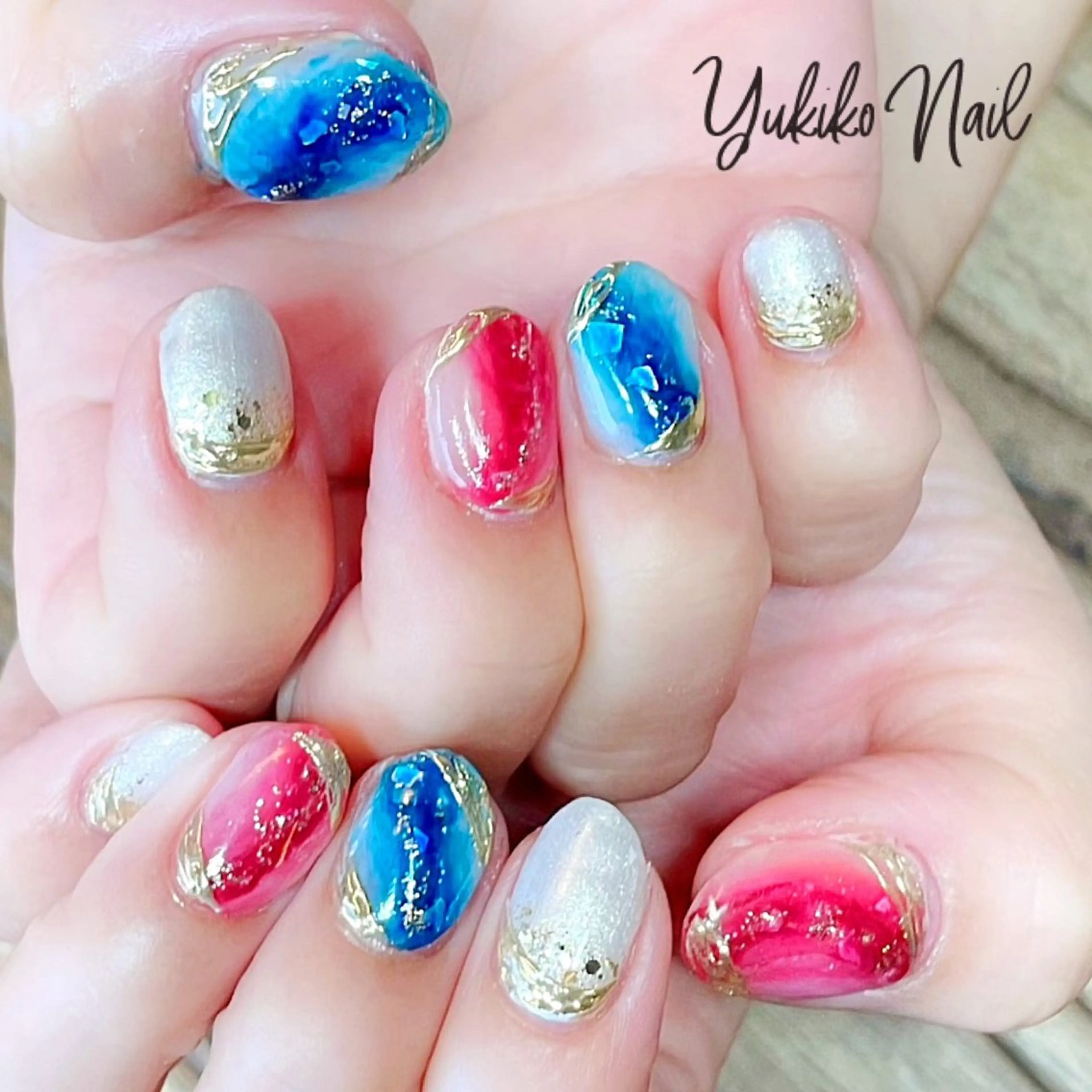 ネイル ブルー ゴージャス キラキラネイル ラメ(グリッター) ミラーネイル ハンドネイル ユキコ ネイルのネイルデザイン