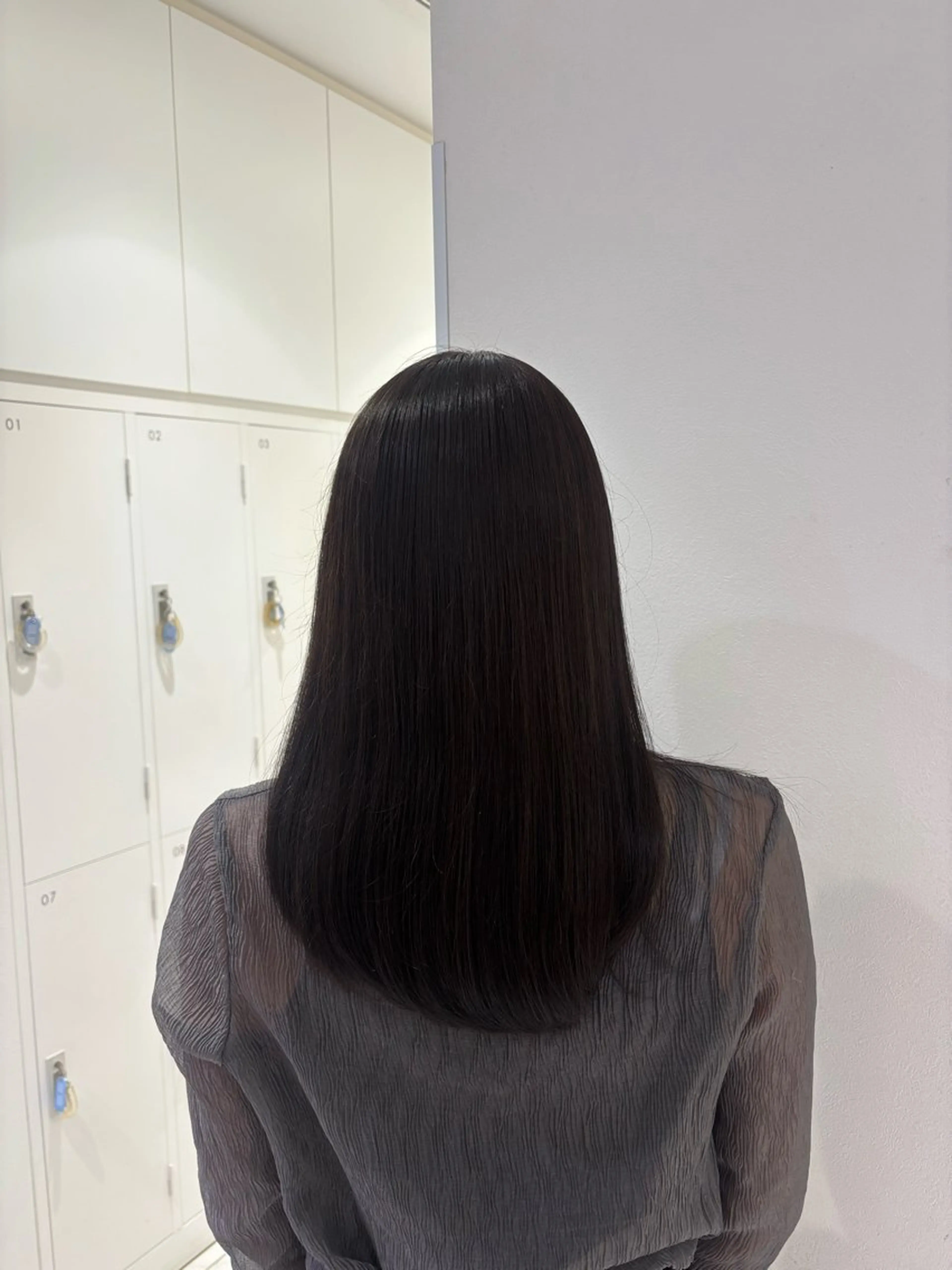 セミロング ヘアカラー 髪質改善カラー 🦋さきねのヘアスタイル