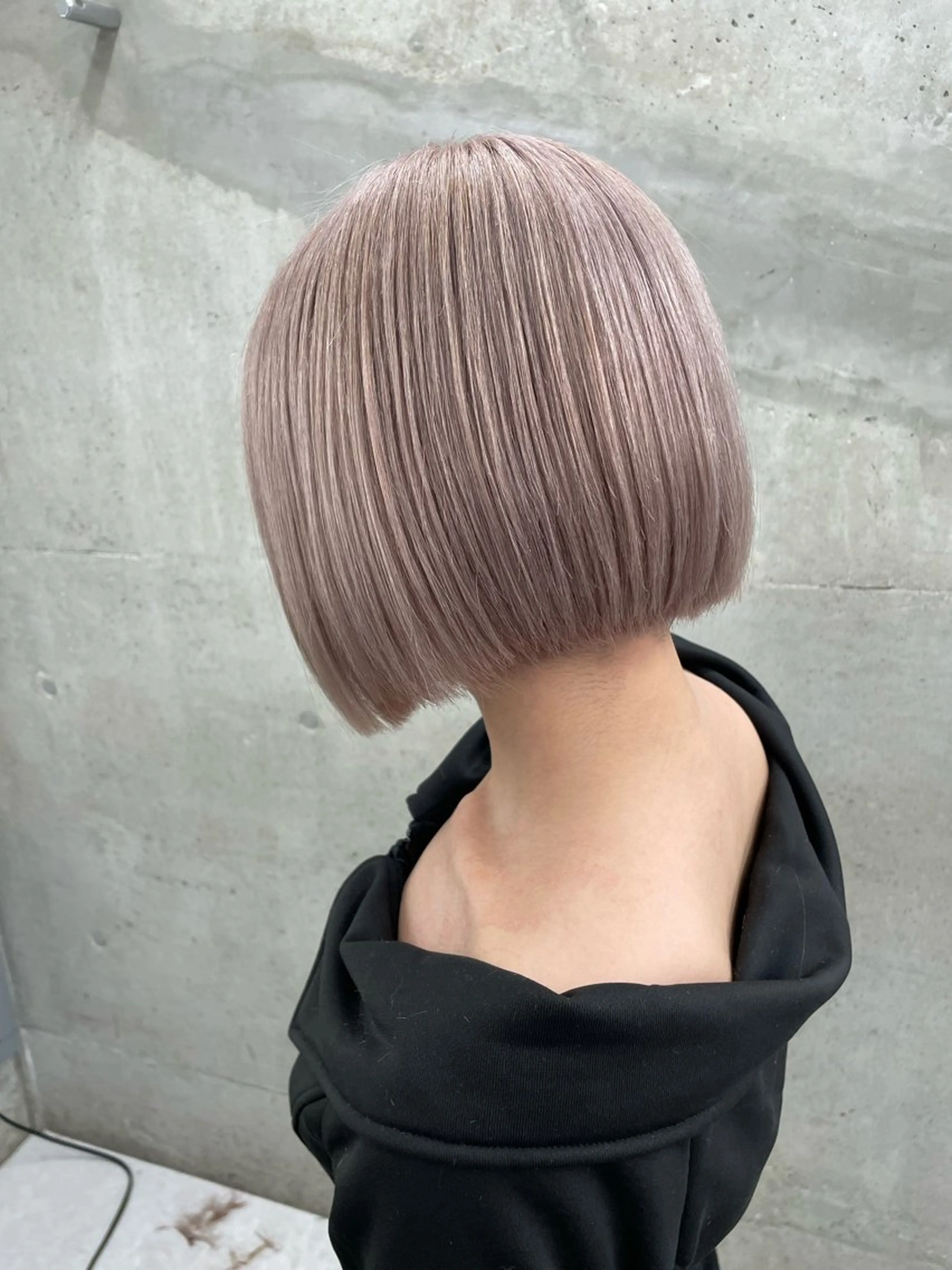 カラー ブリーチ ケアブリーチ モリシタ チョウのヘアスタイル