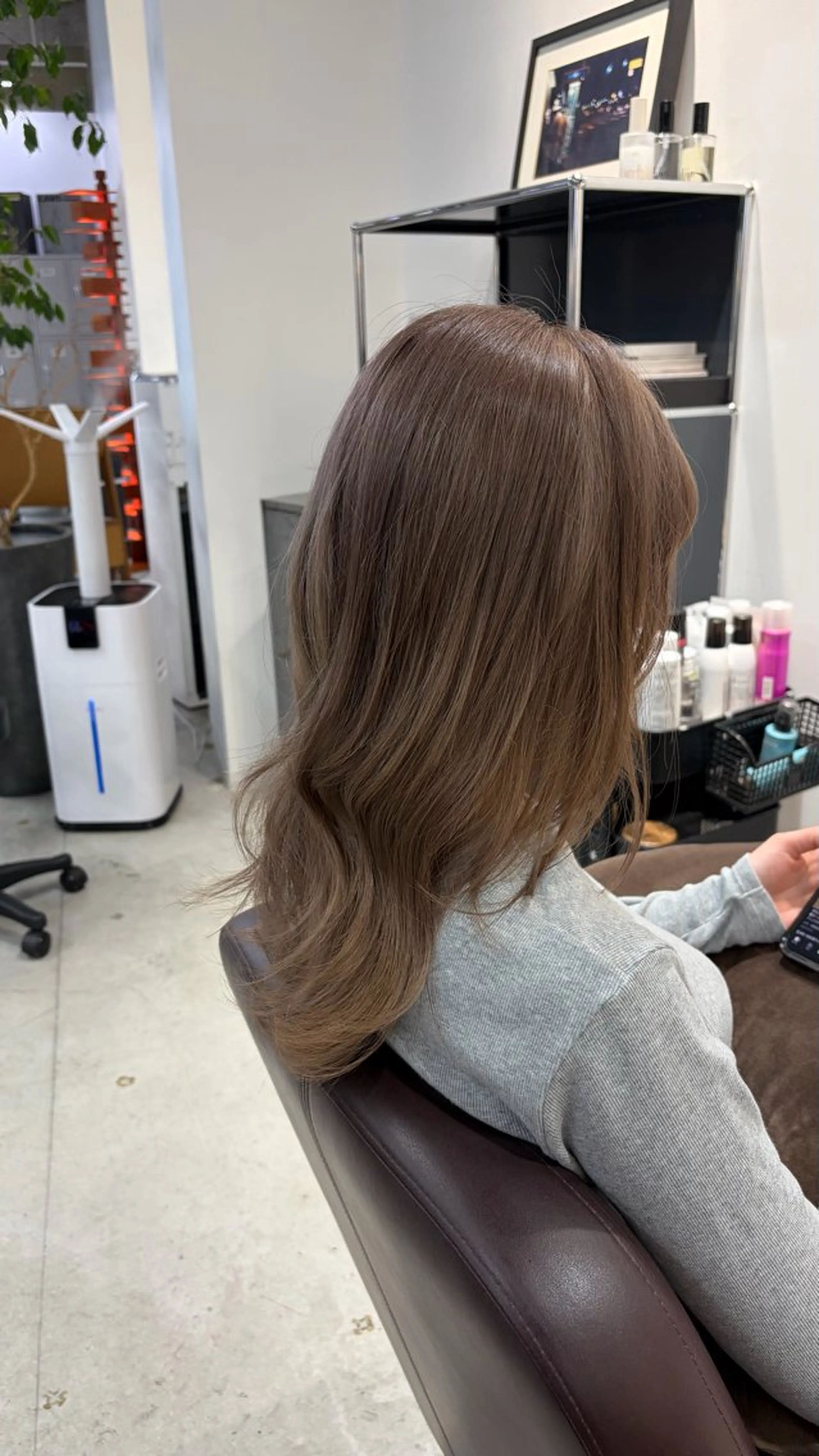 セミロング カラー ブリーチ グレージュ ここね/透明感 カラー/ナチュラルのヘアスタイル