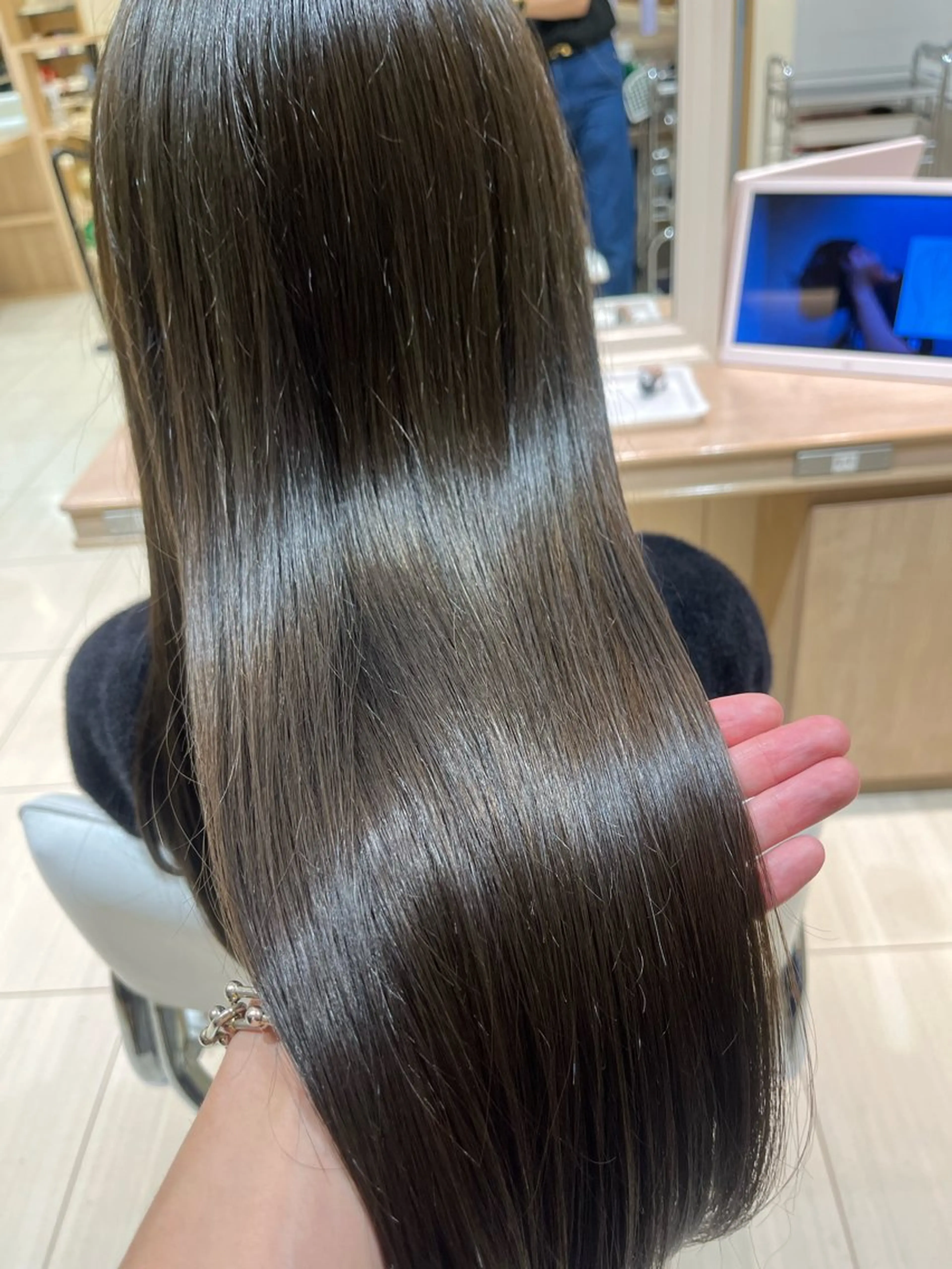 【毛質改善】モデル募集中✨髪を痛ませずにクセを収ませる毛質改善になります‼️の写真