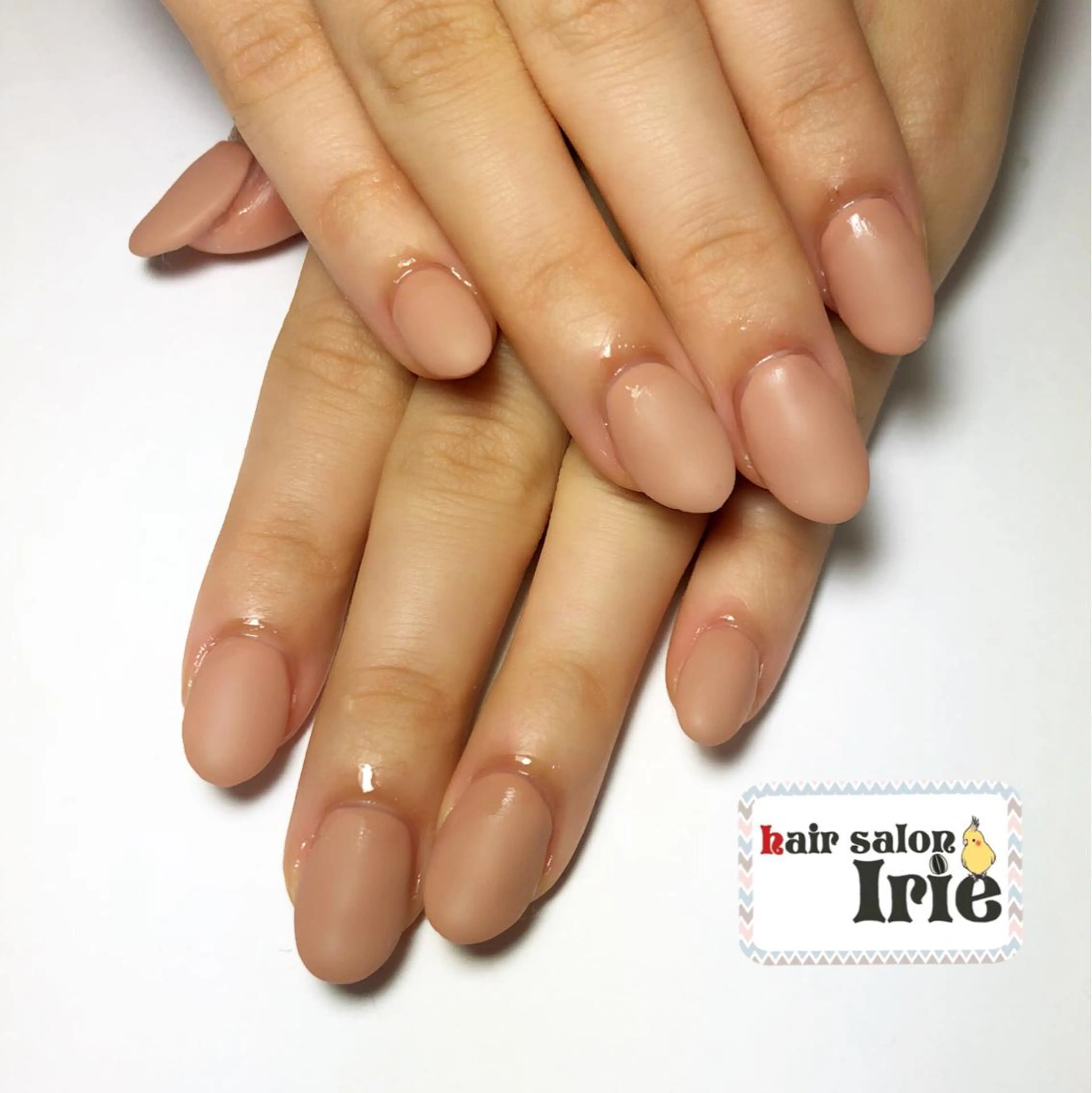 ネイル 長さ出し ジェルネイル マットネイル ワンカラーネイル Hair salon Irie所属・與儀 知佳のネイルデザイン