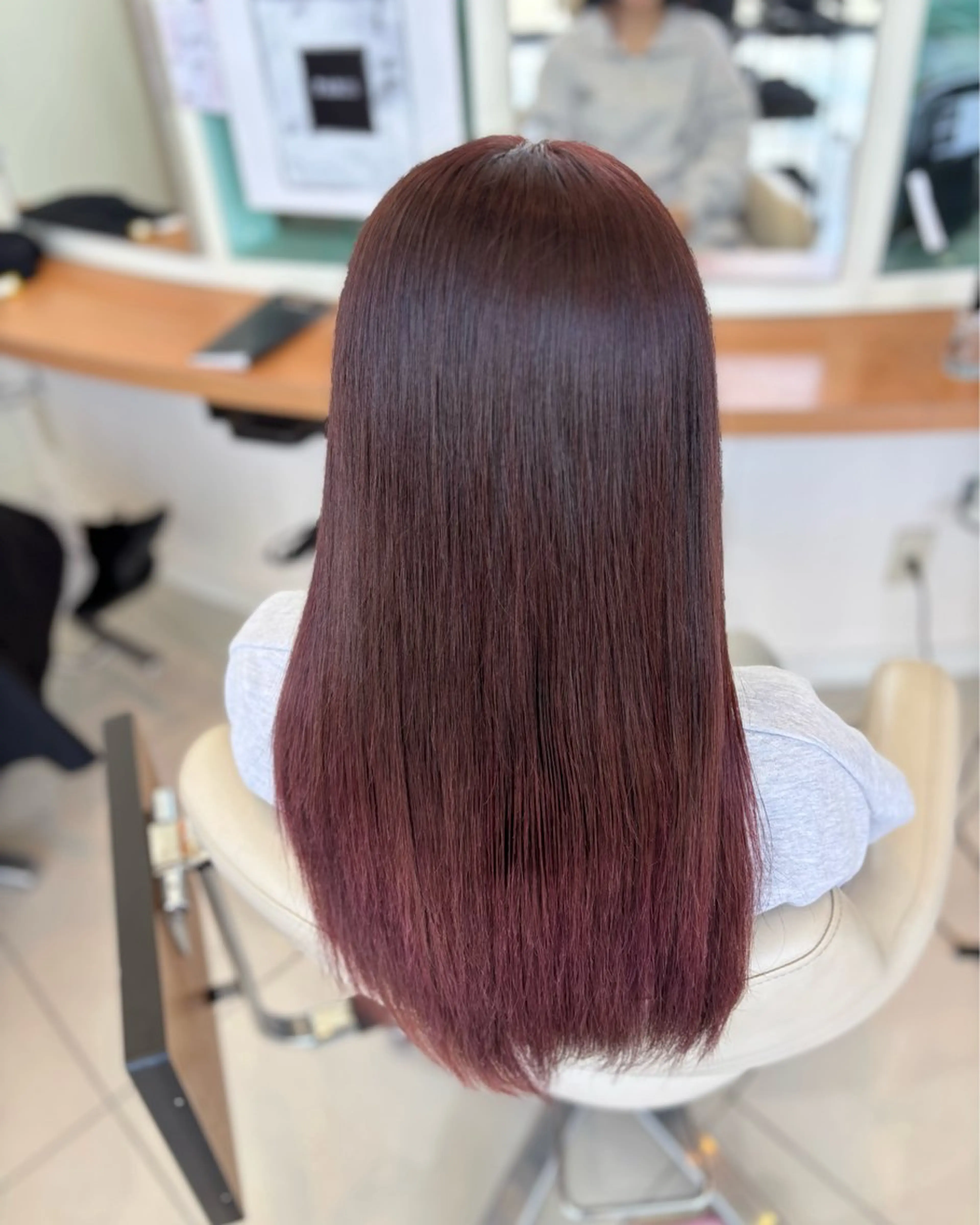 ロング カラー ブリーチ ヘアカラー トリートメント 🎀mion/透明感 カラー/浜松のヘアスタイル