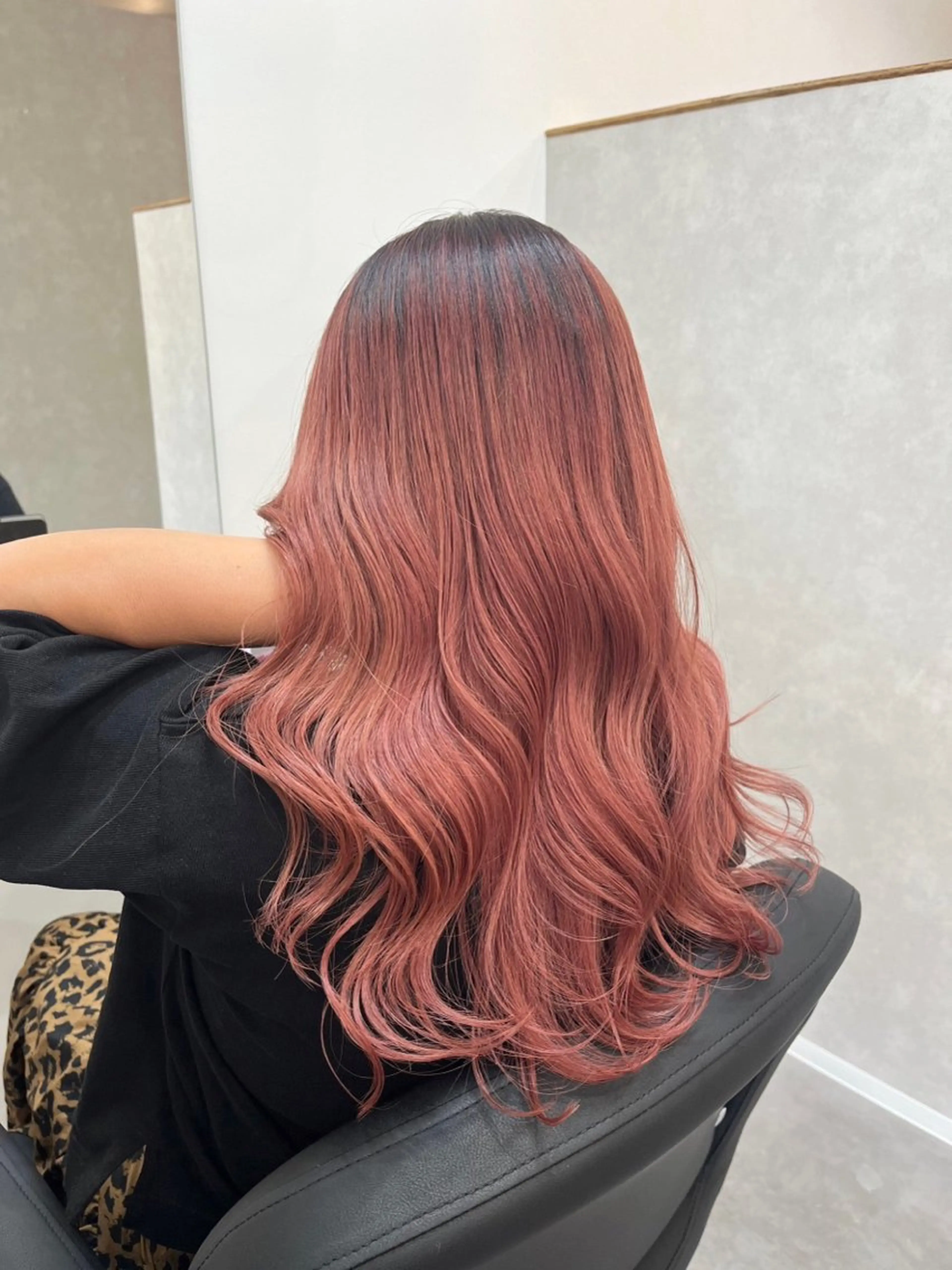 ロング waku 豊橋藤沢店のヘアスタイル