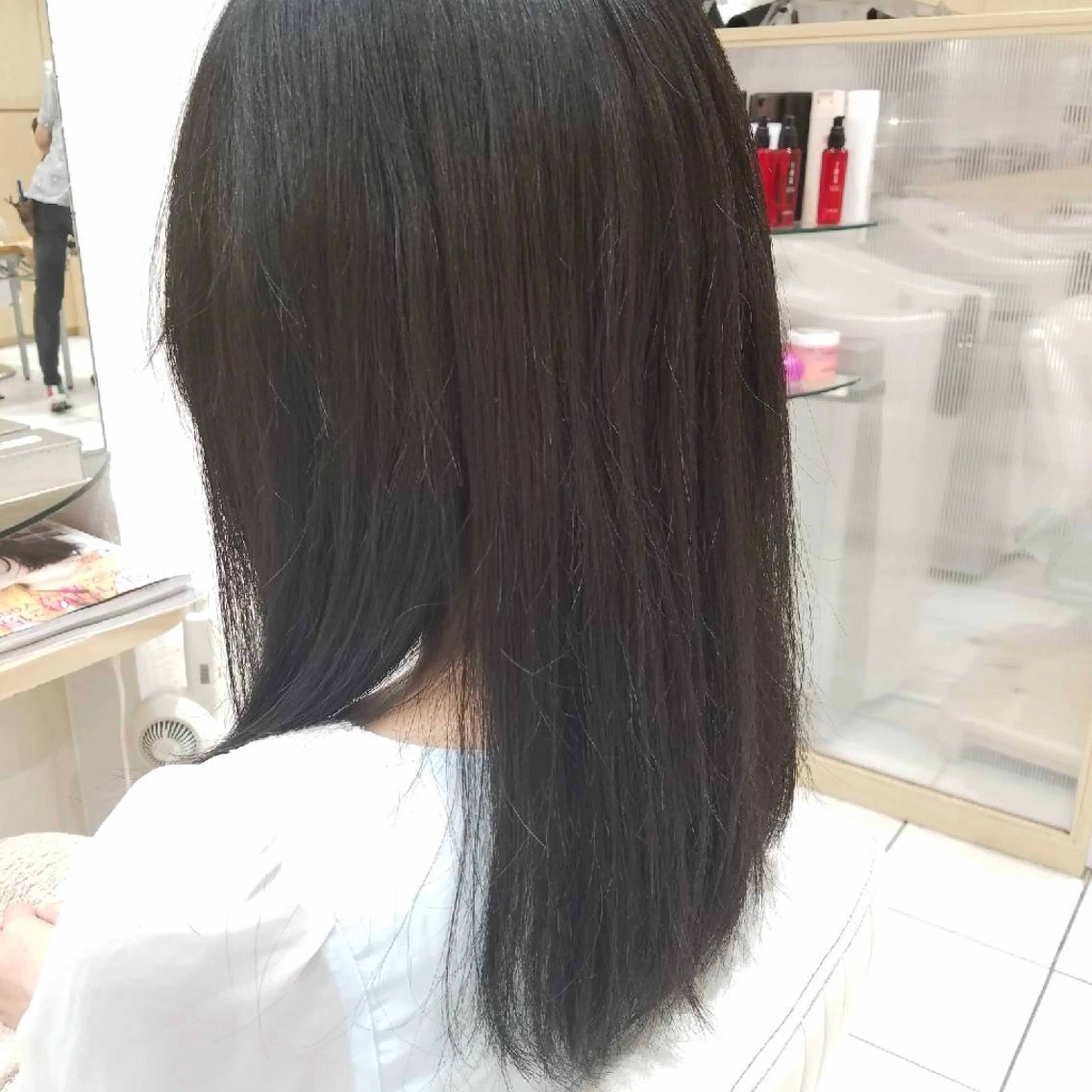 ロング BLUE MOON 辻岡健太のヘアスタイル