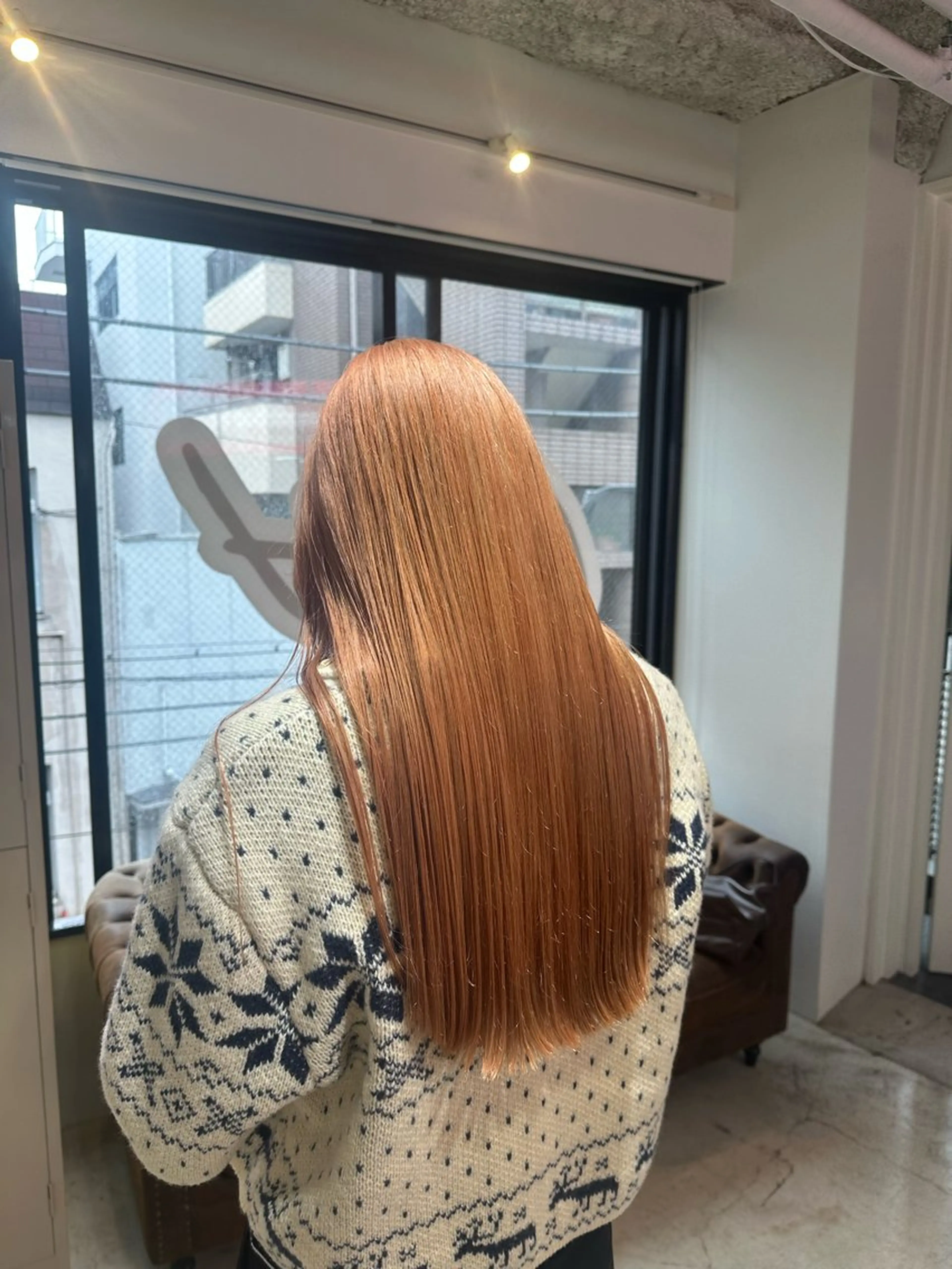 ロング カラー 🧤高明度ハイトーン 🧤莉音のヘアスタイル