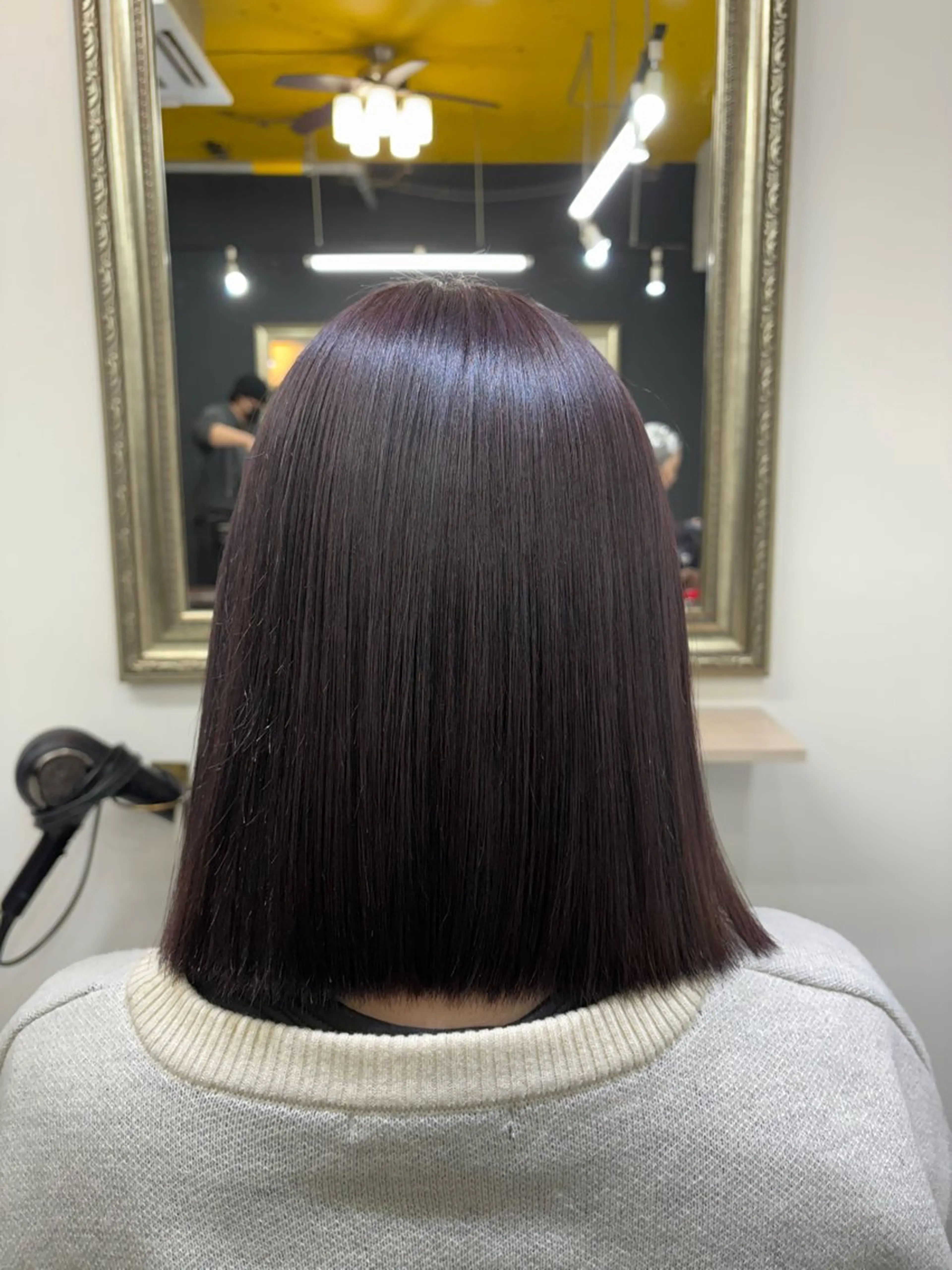 カラー ayame ヨウのヘアスタイル