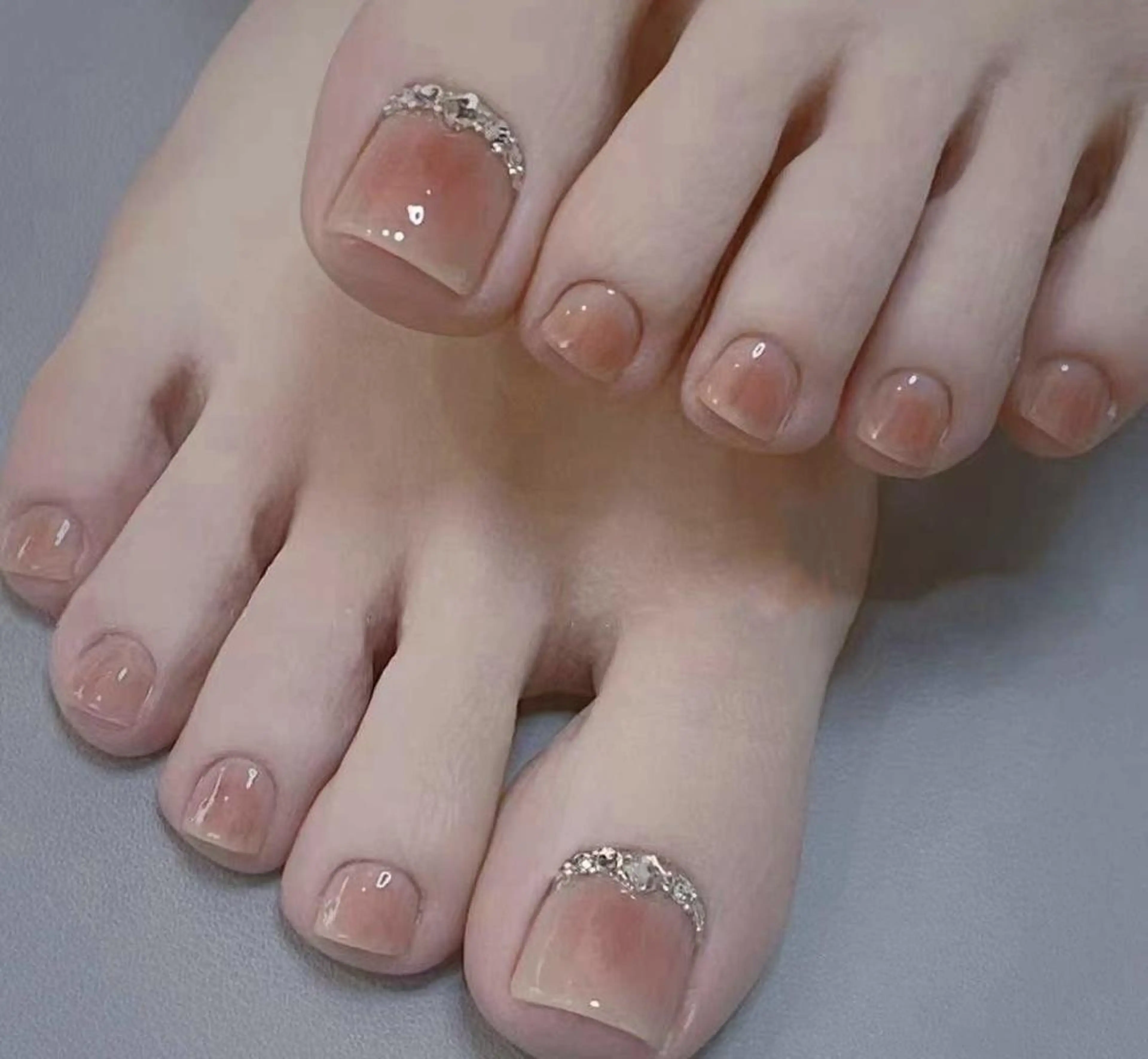 ネイル VIVIAN リサのネイルデザイン