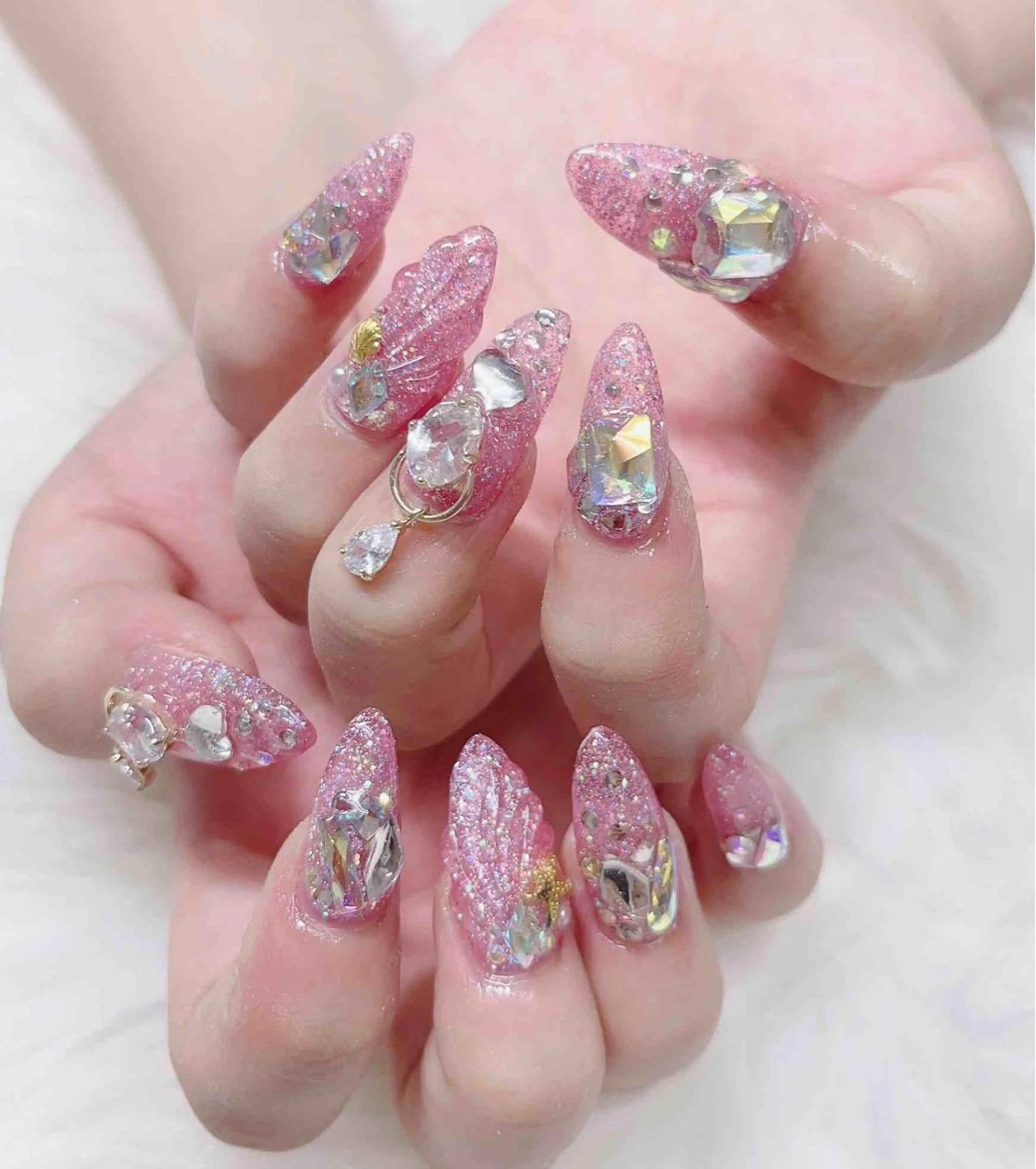 ネイル ハンドネイル MoonNail ユリ🌸のネイルデザイン
