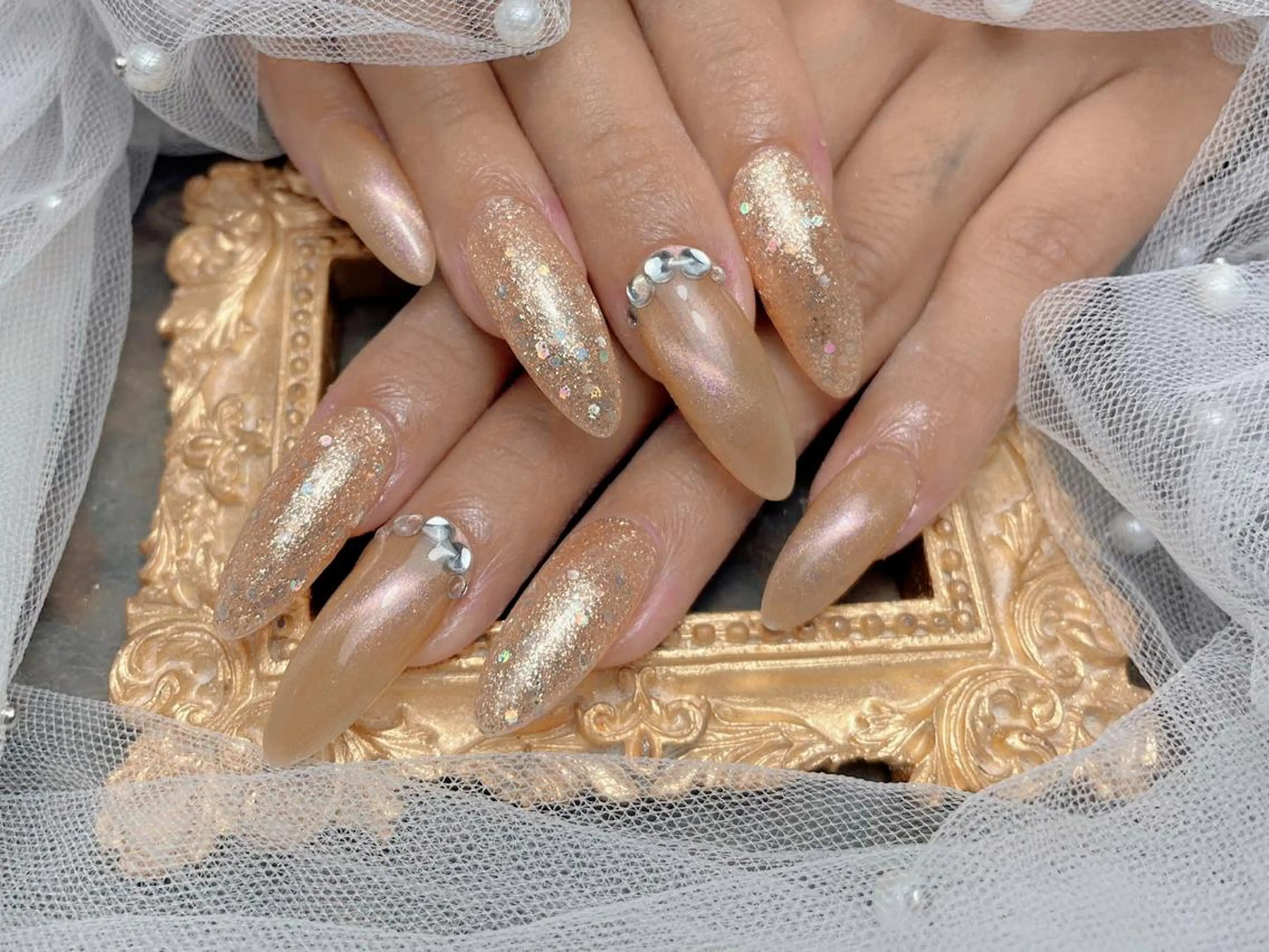 ネイル マジック ミラーのネイルデザイン