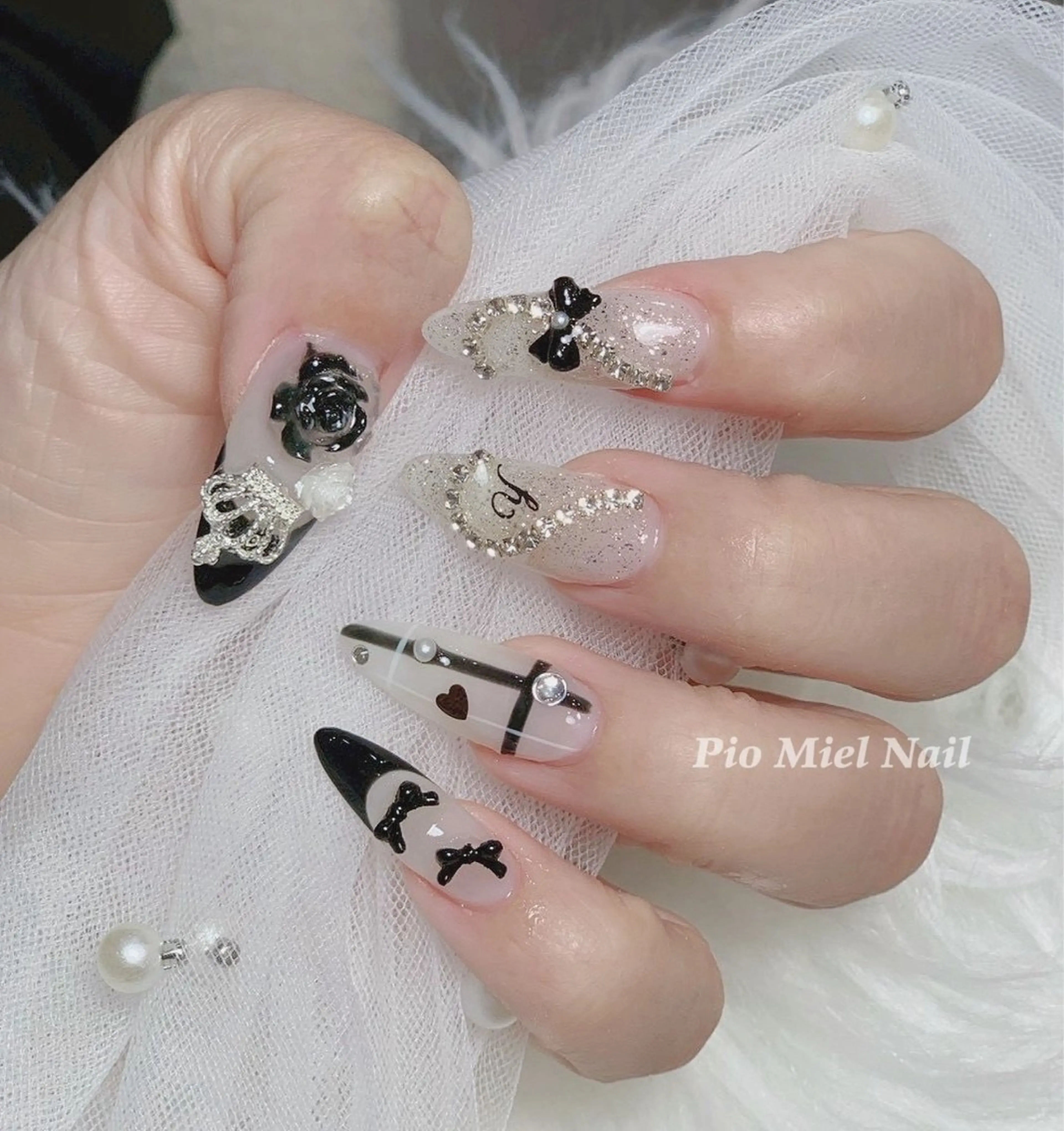 ネイル ハンドネイル HANA 長さだしのネイルデザイン