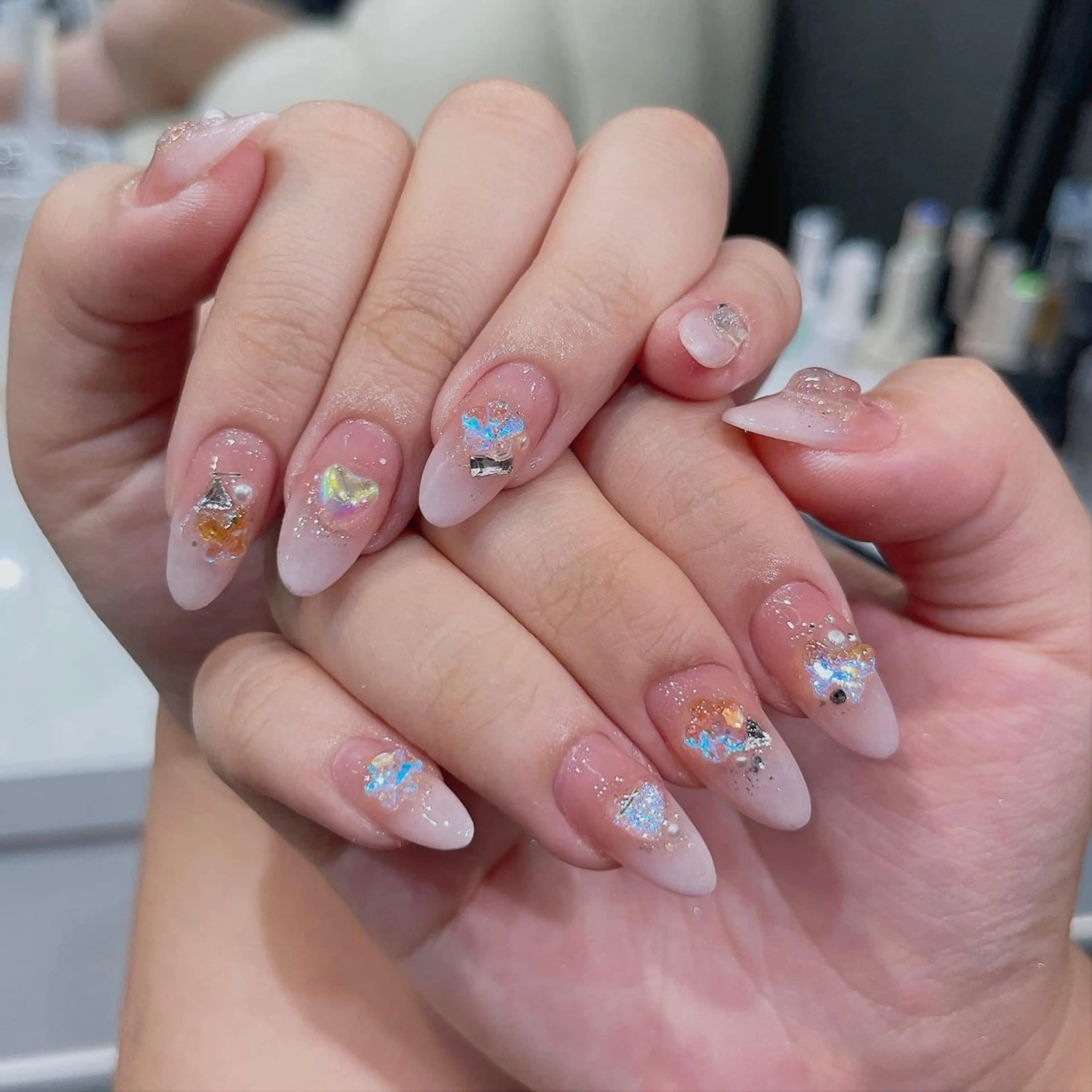 ネイル 長さ出し フレンチネイル ジェルネイル ガラスフレンチ 韓国ネイル ハンドネイル Minette nailHuongのネイルデザイン