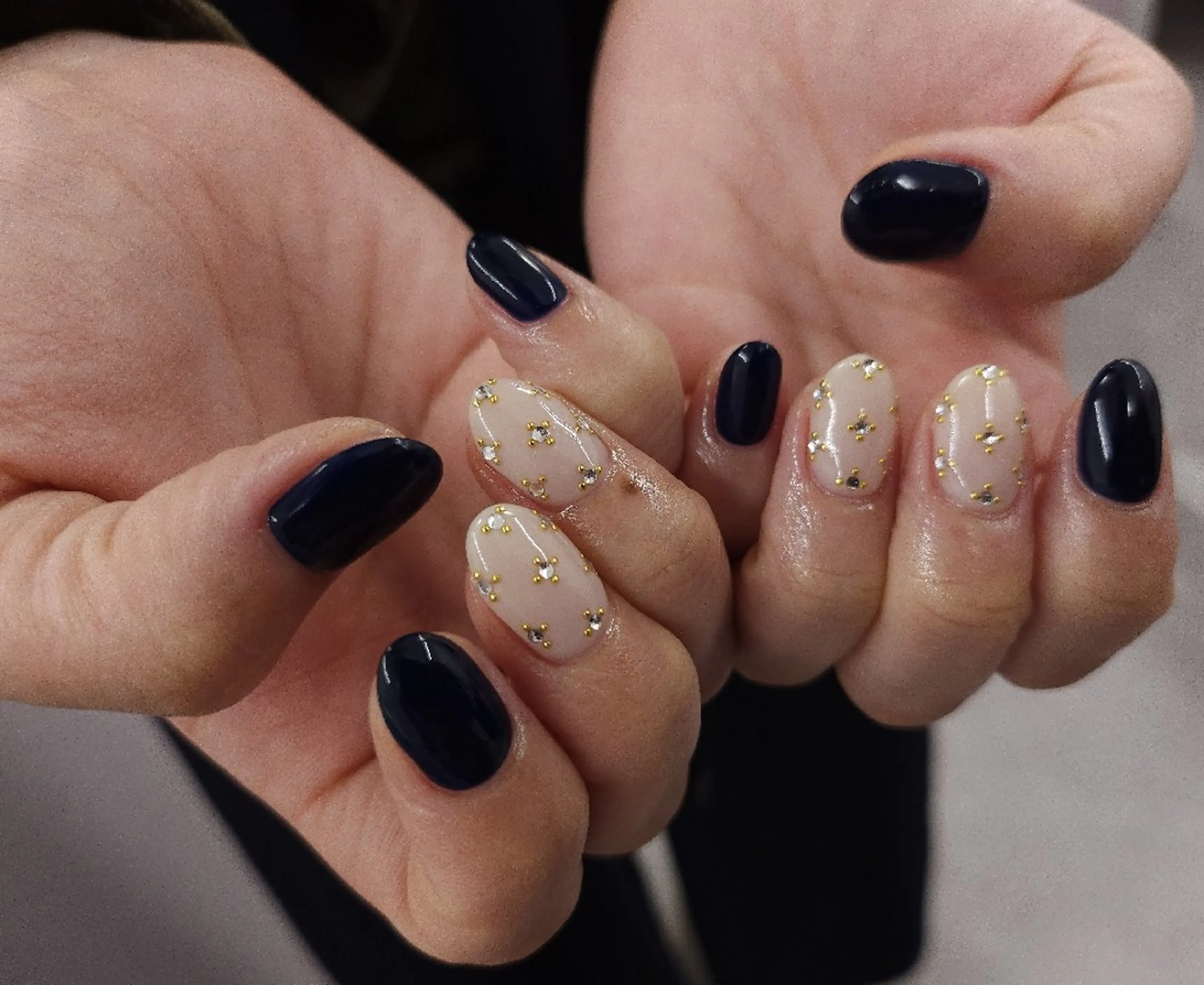 ネイル ジェルネイル 持ち込み ネイビー パラジェル 冬ネイル puku nail 🌼kazu🌼のネイルデザイン