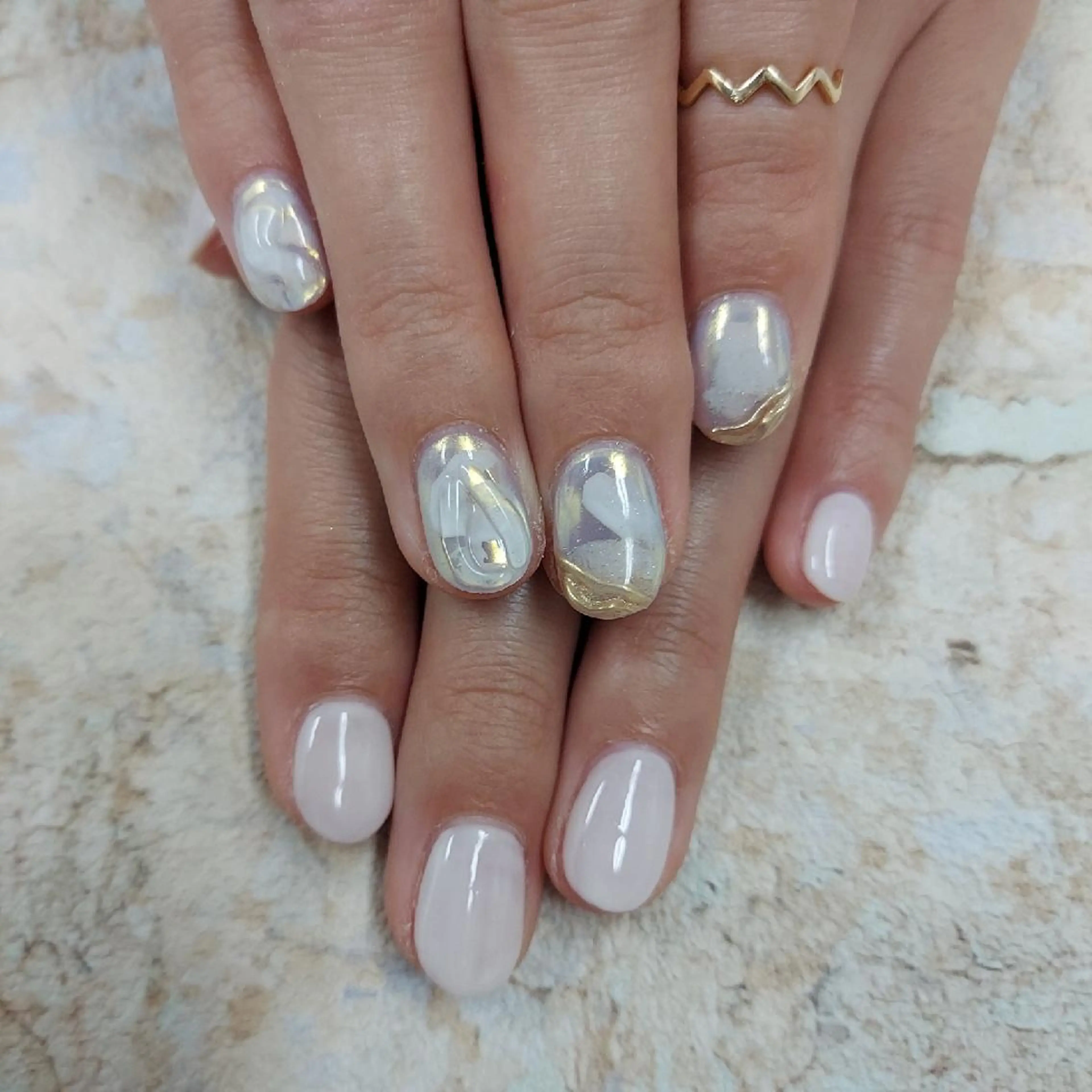 ネイル アートネイル ジェルネイル 持ち込み ニュアンスネイル パラジェル 河野ちえ (雑誌掲載サロン)のネイルデザイン