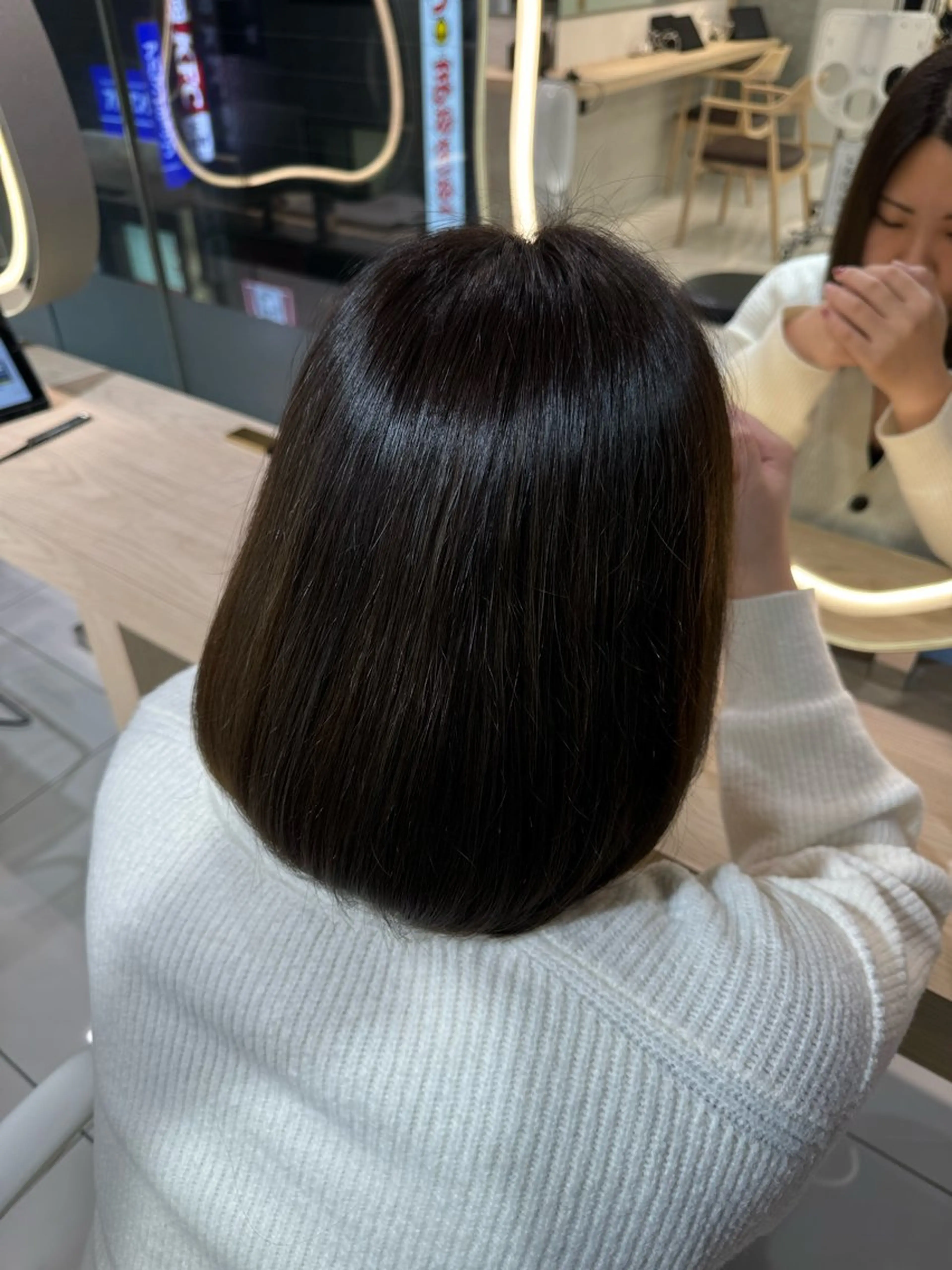 ミディアム 韓国レイヤー/ 顔まわり/西野和裕のヘアスタイル