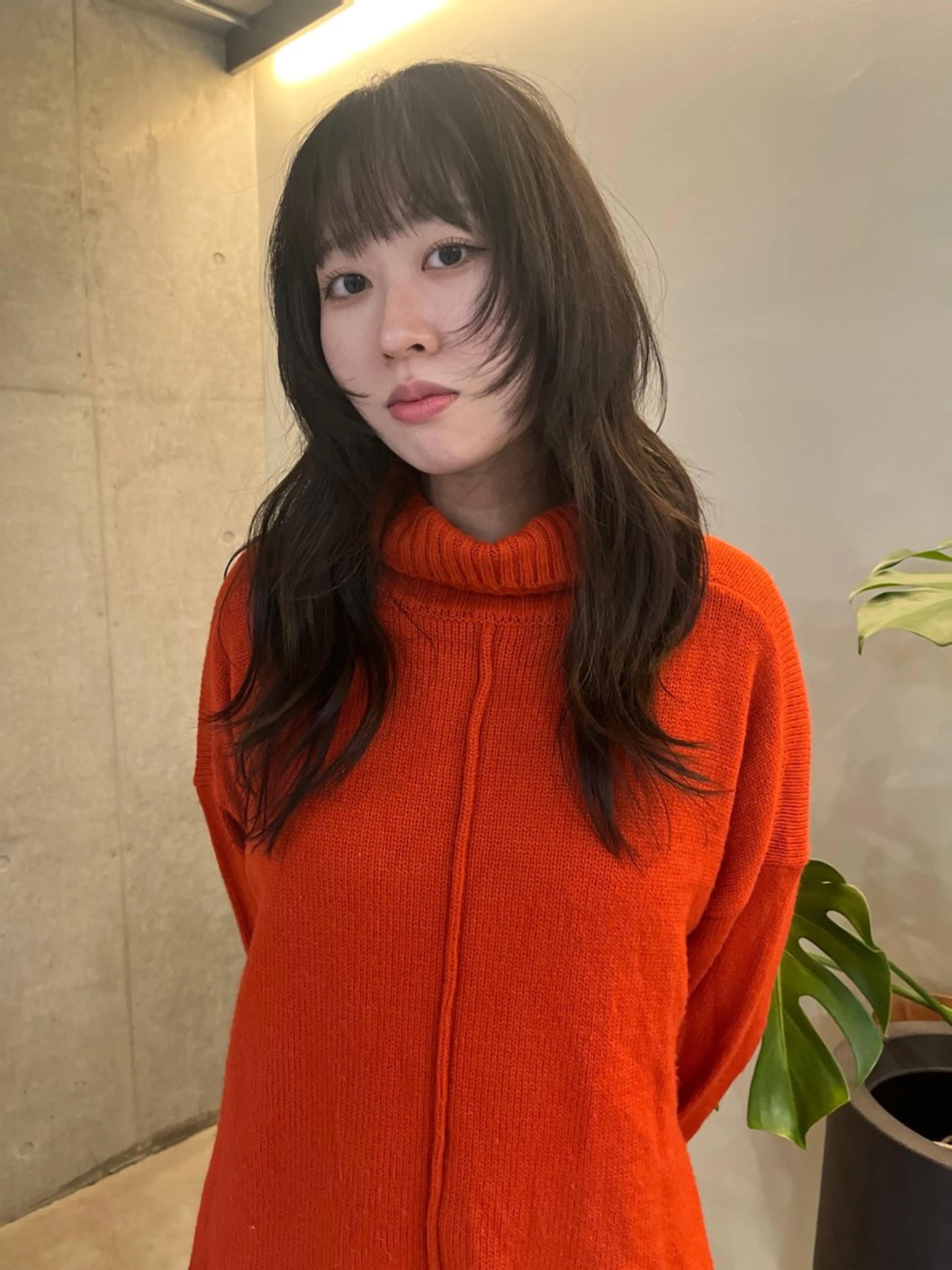 セミロング ハッシュカット レイヤーカット ウルフカット レイヤーカット\ウル フ　chinatsuのヘアスタイル