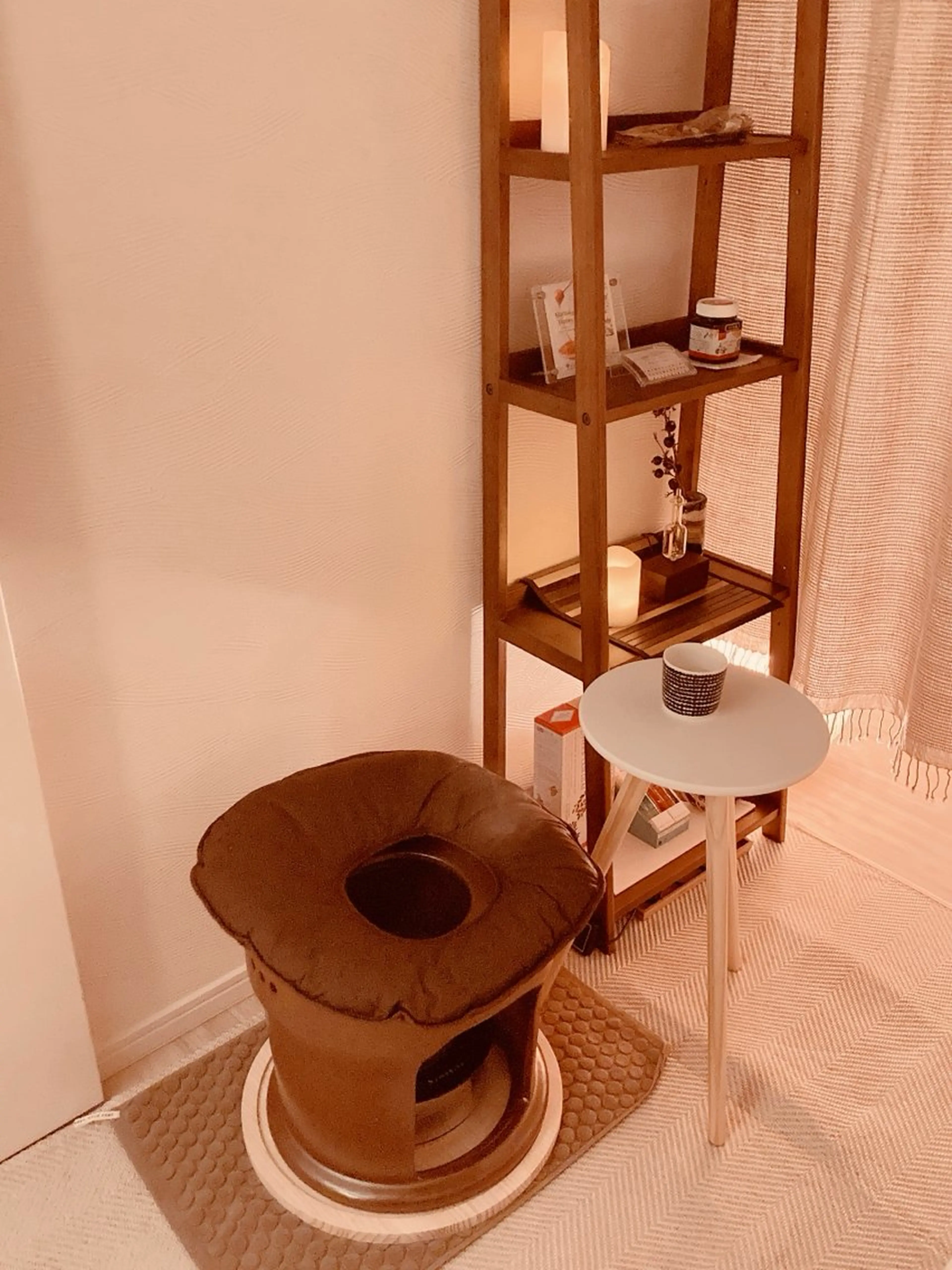 【冷え性・更年期に】よもぎ蒸し40分×ハンドトリートメント10分《＋プチギフト付き》の写真