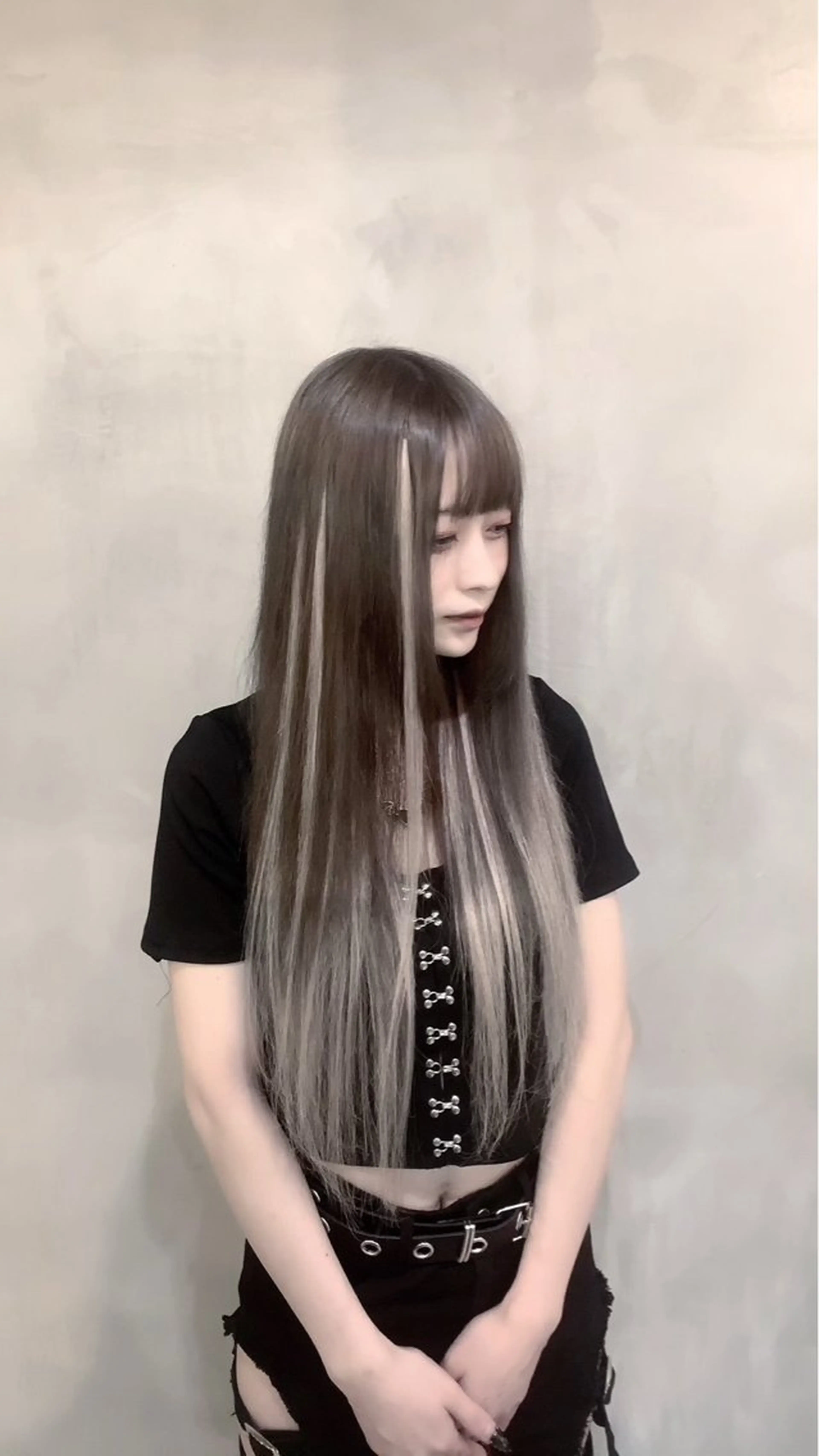 ロング プルエクステ エクステ ハイライト レイヤーカット ユウキ カットモデル様募集中のヘアスタイル