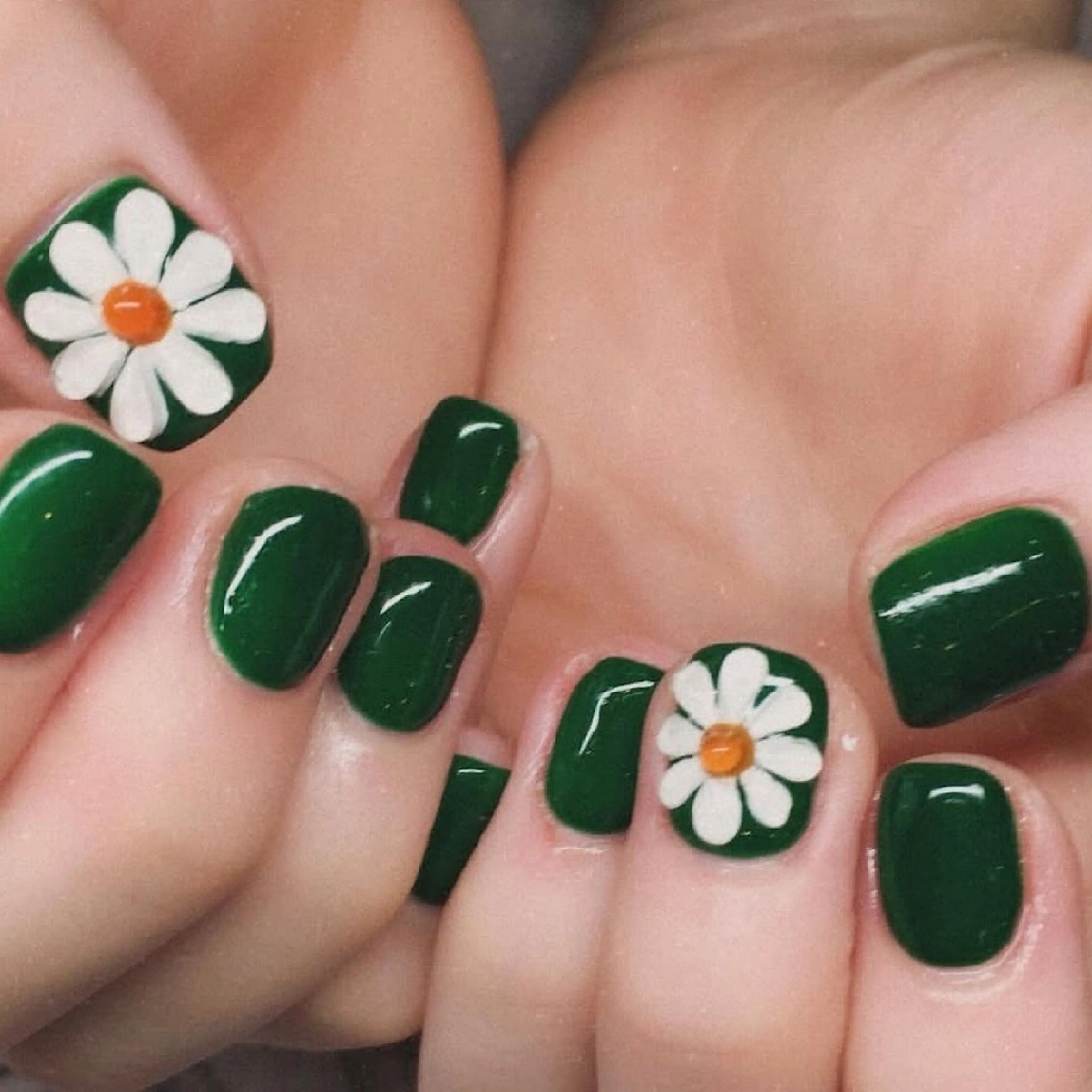 ネイル amour 川崎店のネイルデザイン