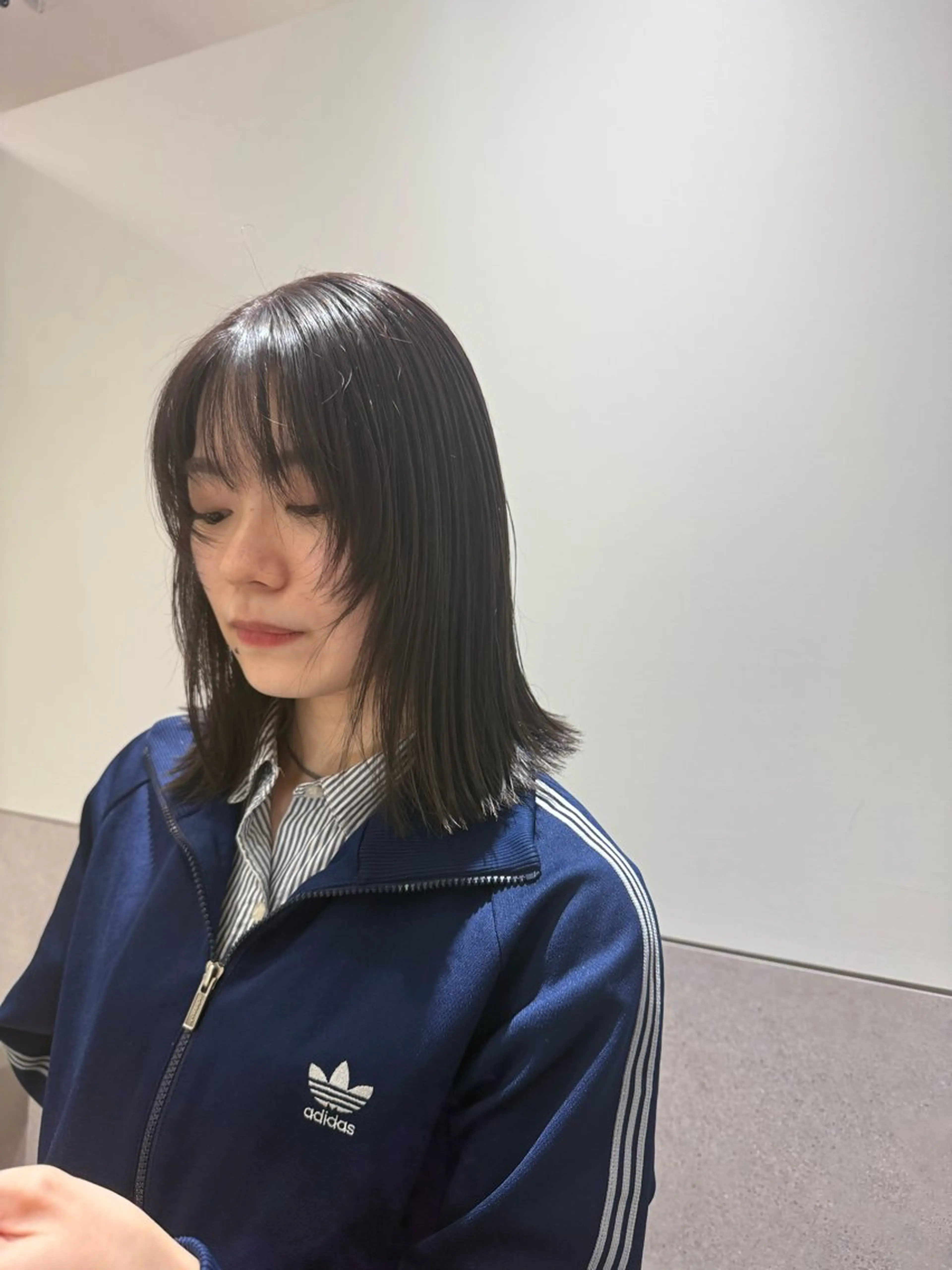 ミディアム カット stylist 小川 直紀のヘアスタイル