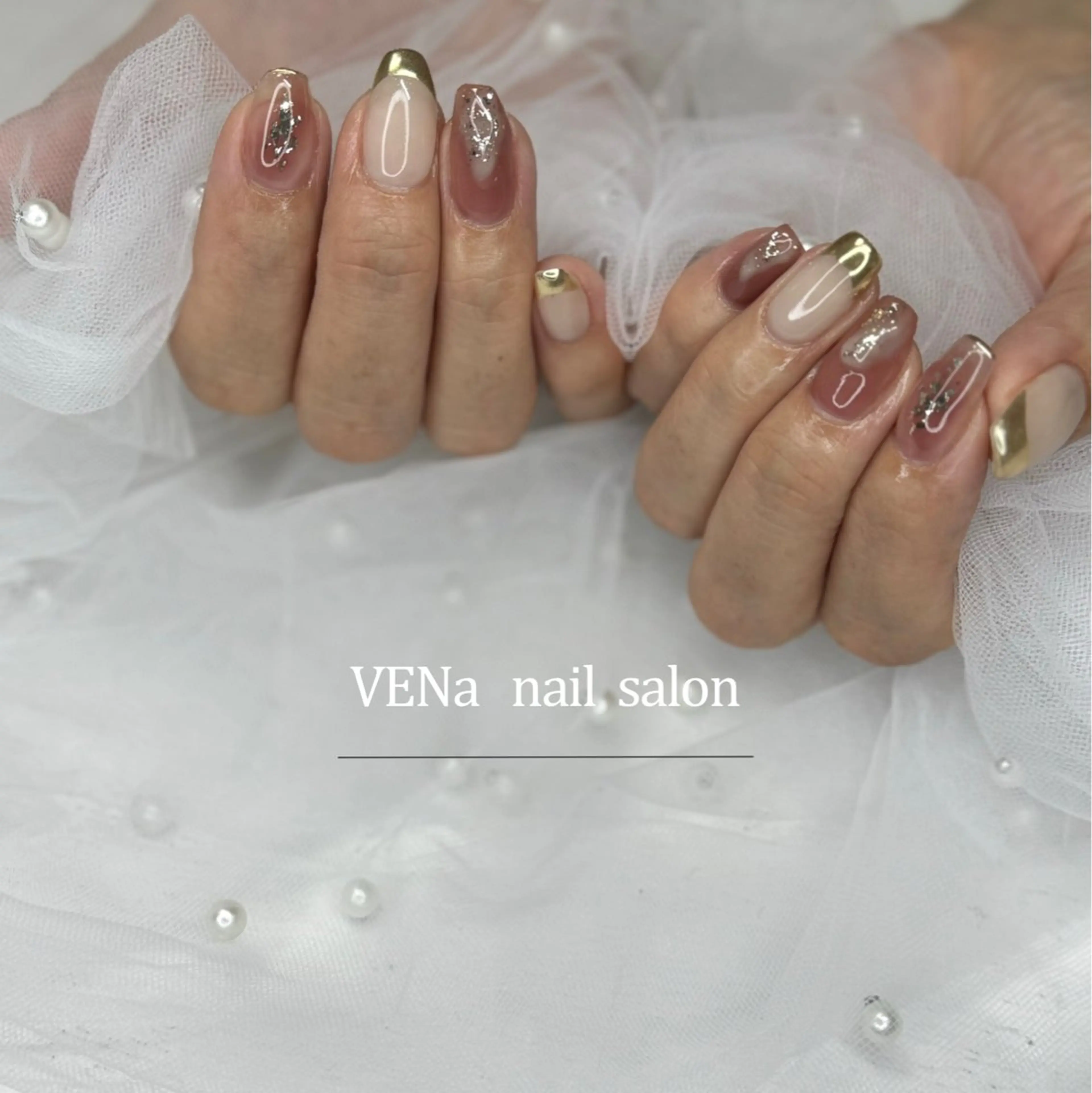 ネイル オーロラネイル フラッシュネイル フットネイル フレンチネイル 氷ネイル・うるうるネイル ハンドネイル VENa eye＆ nail salonのマツエク・マツパデザイン