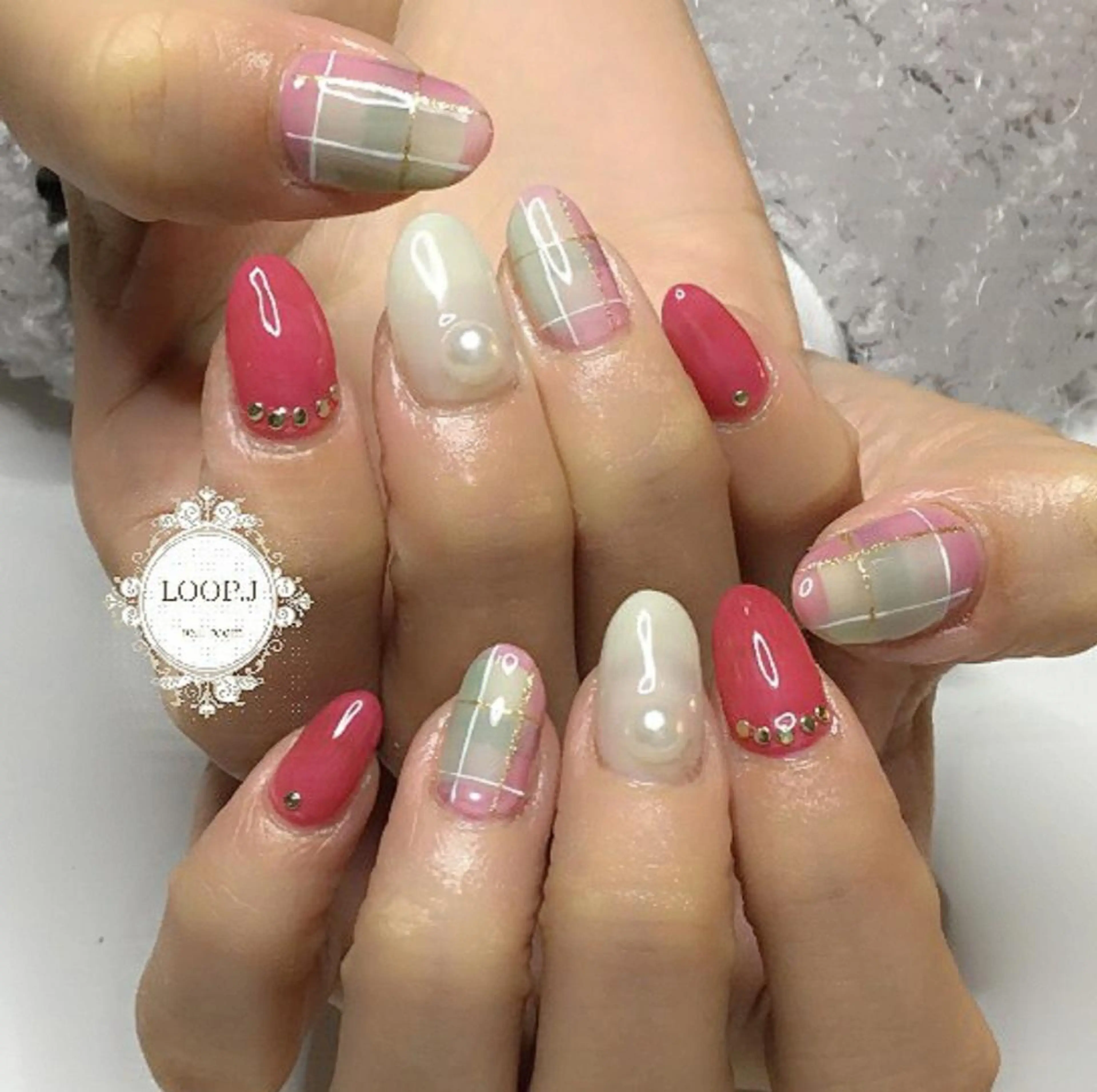 ネイル ハンドネイル おおくぼ めぐみのネイルデザイン