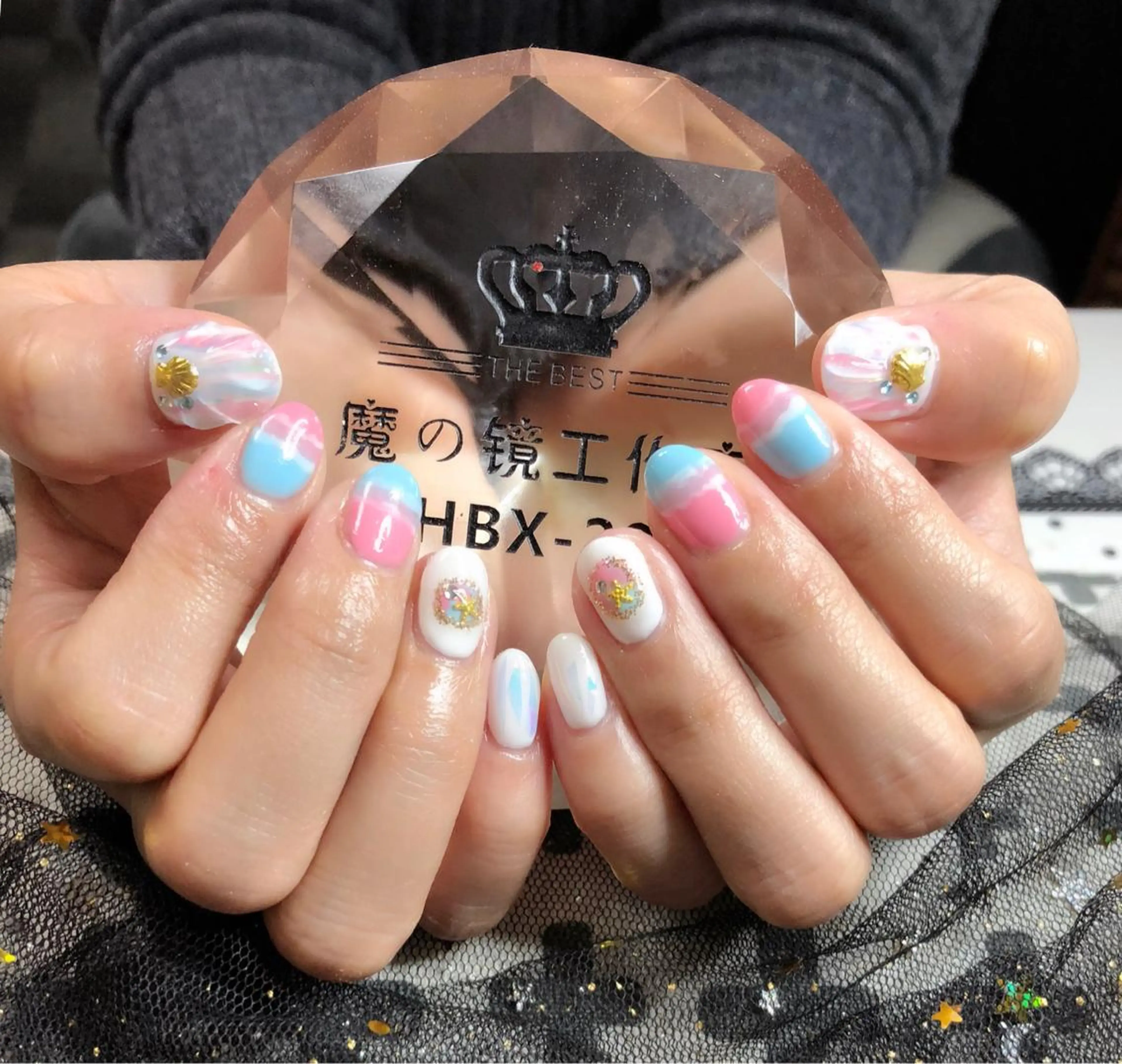 ネイル ハンドネイル マジック ミラーのネイルデザイン