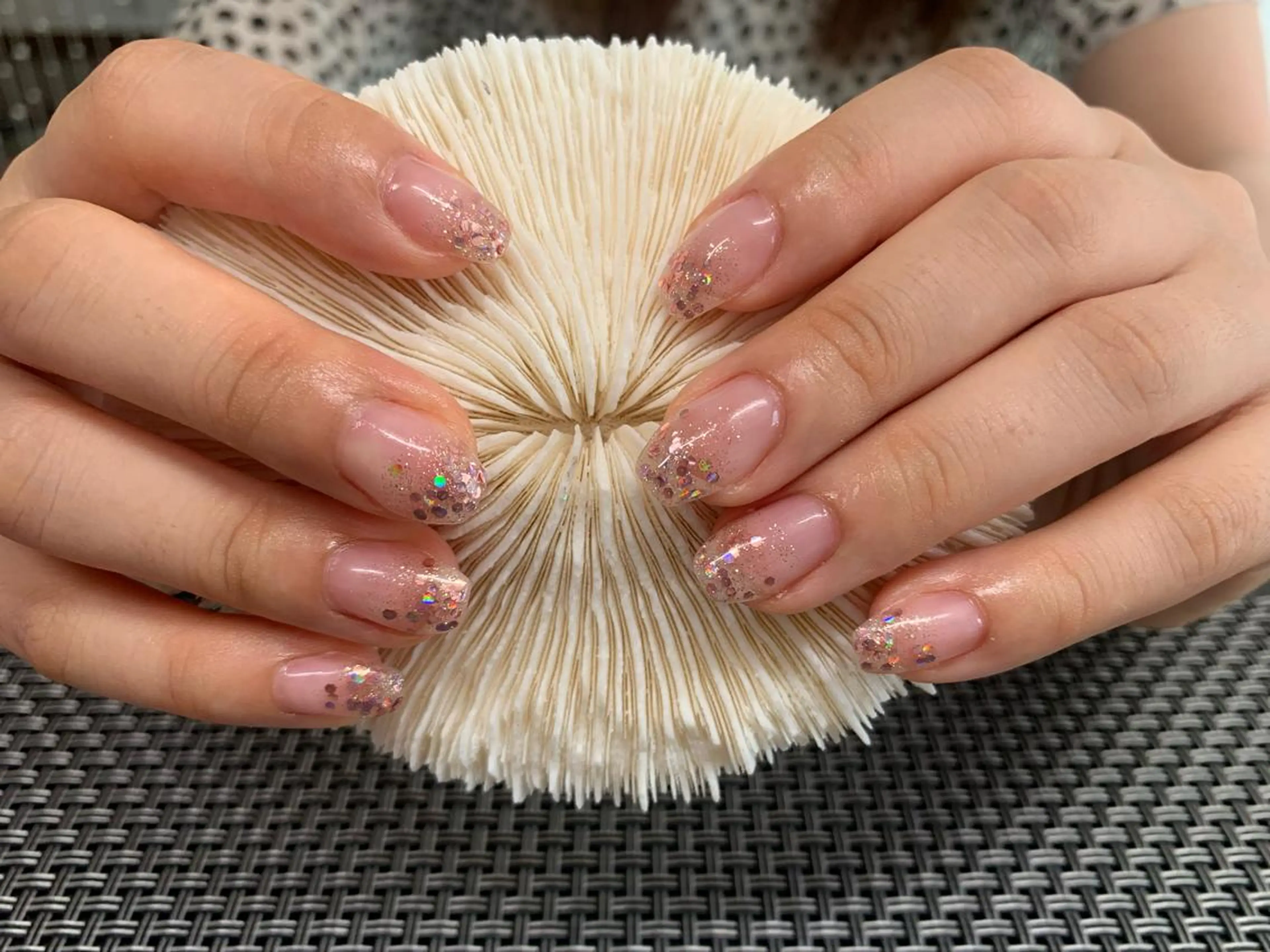 ネイル ジェルネイル ハート ラメ(グリッター) ラメグラデーション スカルプネイル ハンドネイル ハンドケア Kira Nailのネイルデザイン