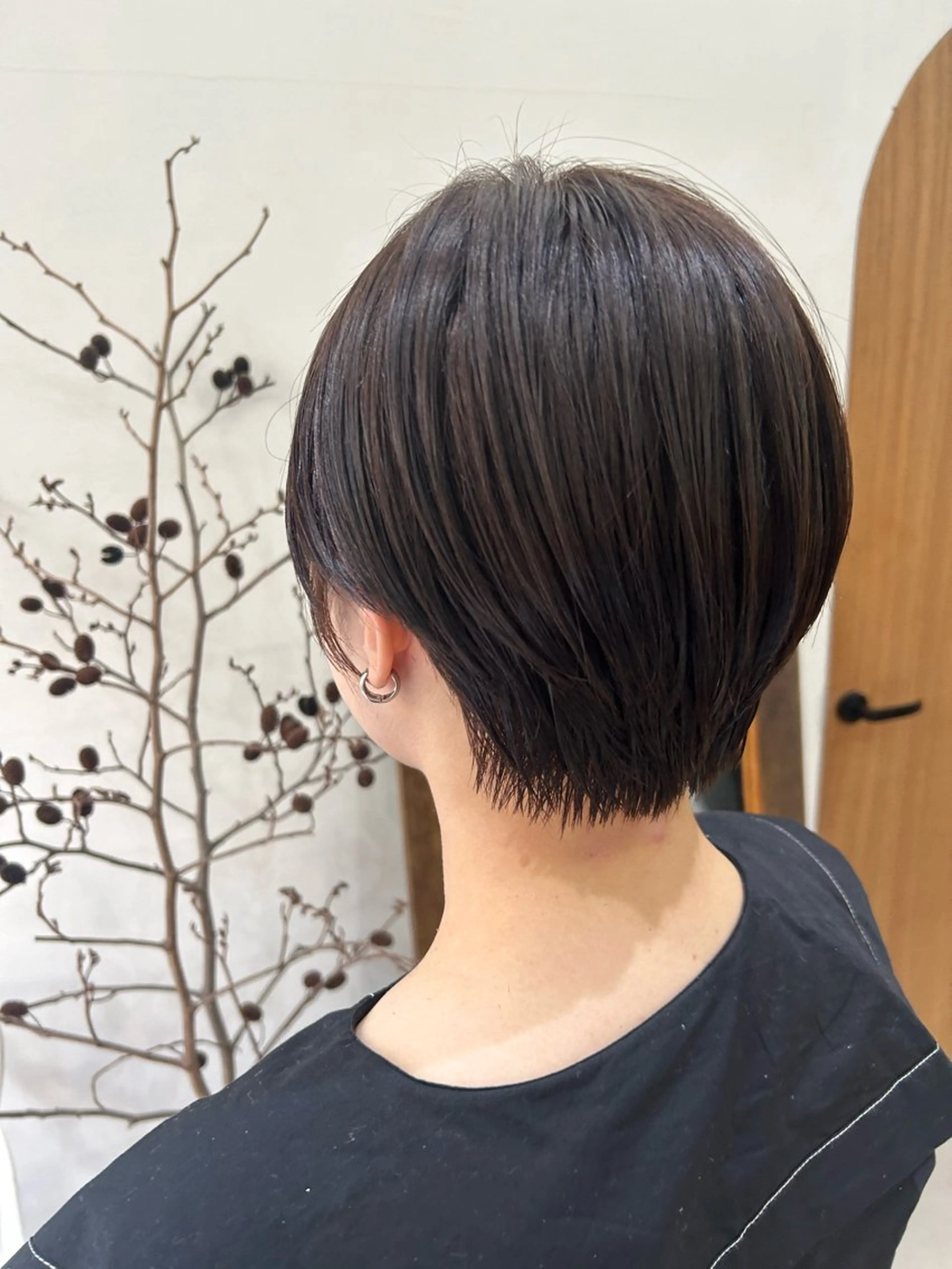 ショート ショートヘア なつめ🐶ショート ベージュカラーのヘアスタイル