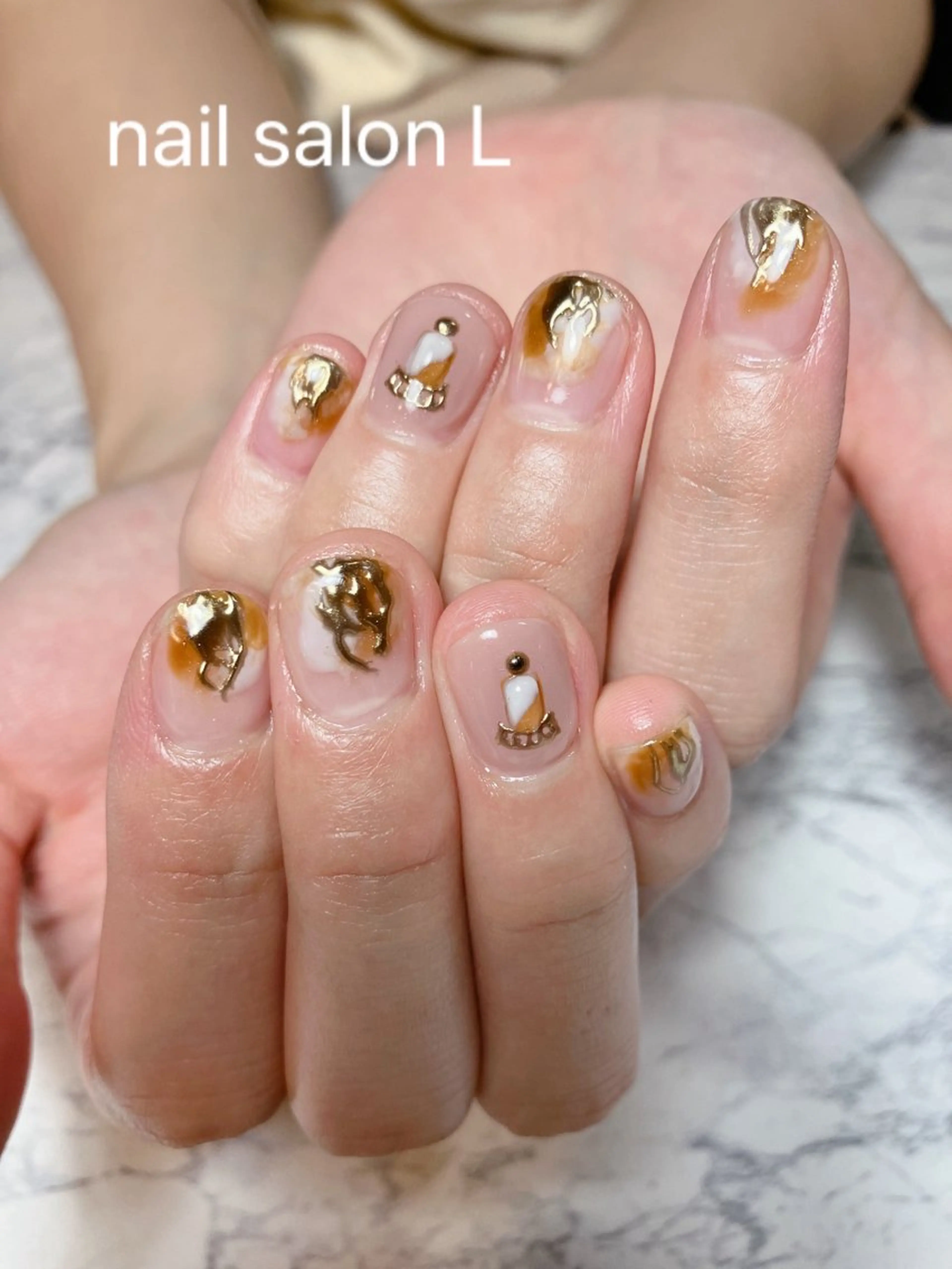 ネイル クリアネイル ニュアンスネイル ハンドネイル 吉川市 ネイルサロンLのネイルデザイン