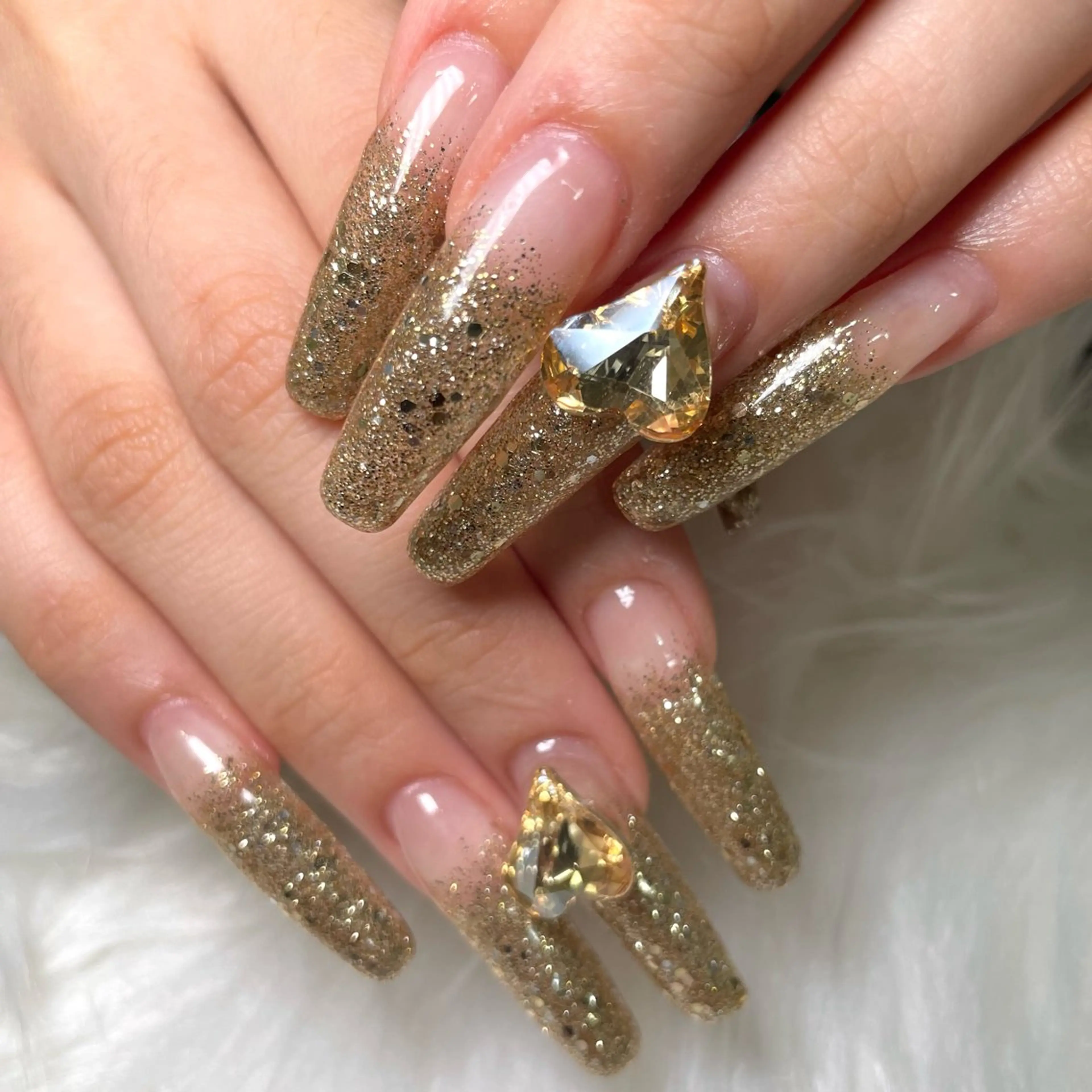 ネイル ロングネイル ハンドネイル 黒川 実祐のネイルデザイン