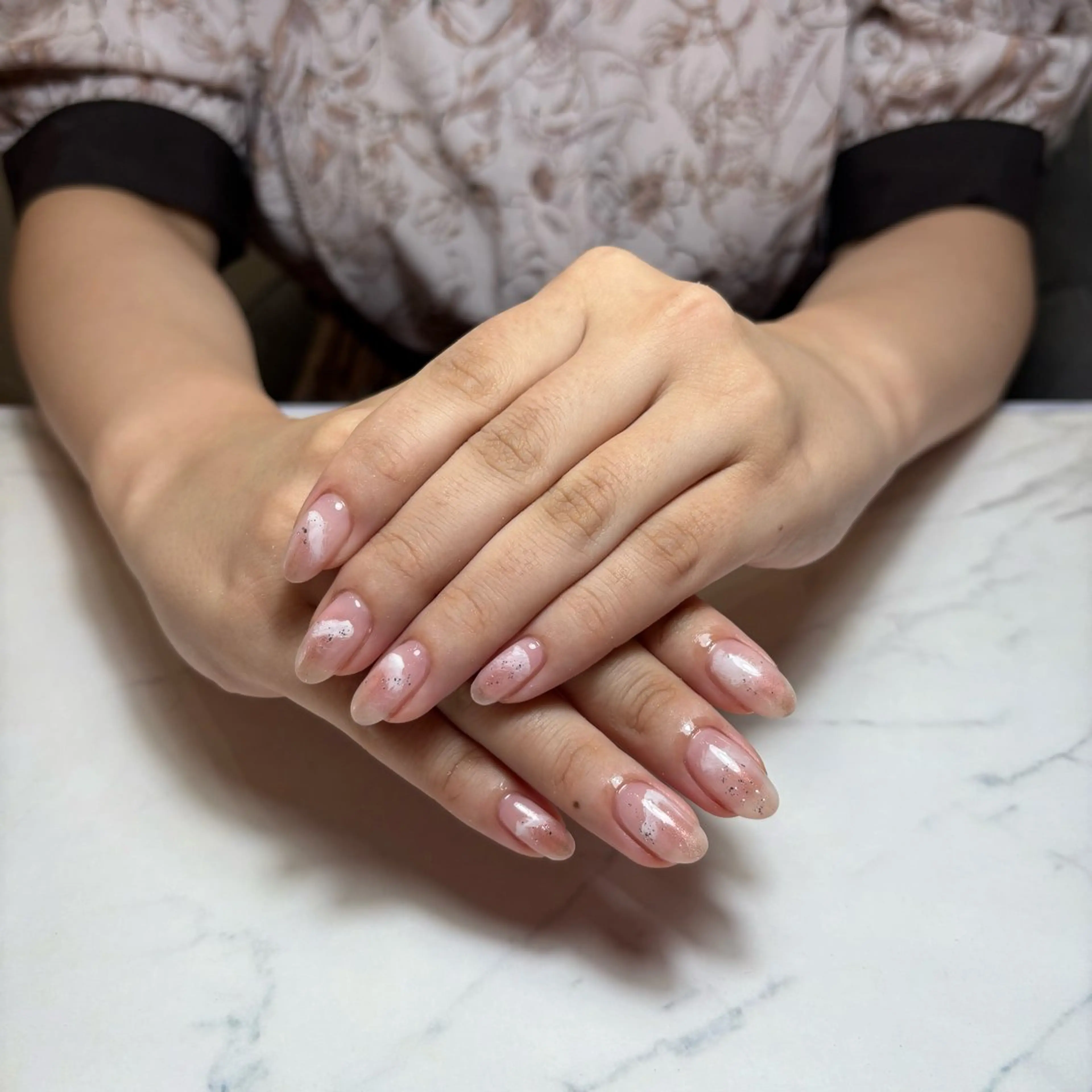 ネイル ニュアンスネイル 💫 さりのネイルデザイン