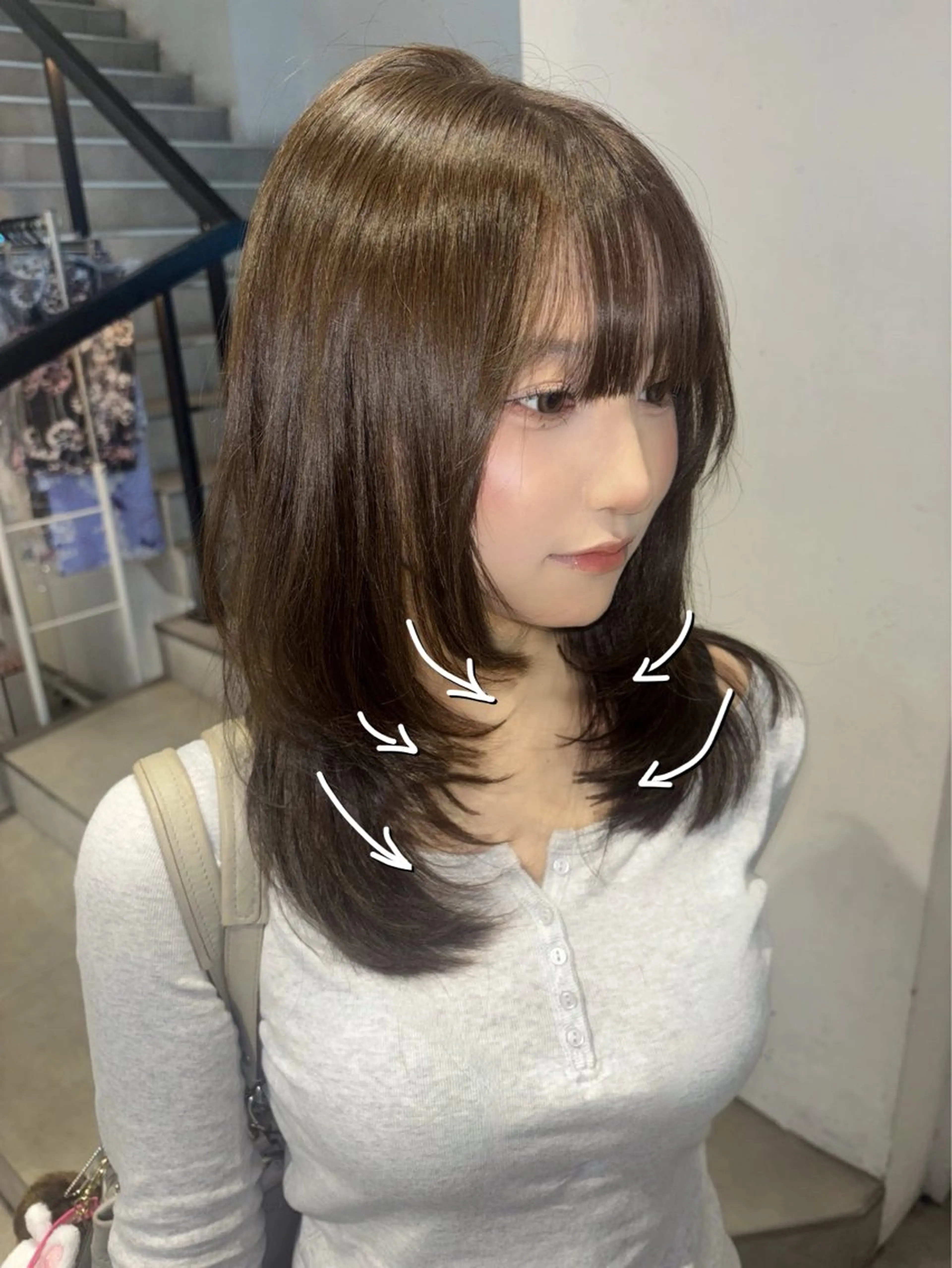カラー 柔らかベージュ系/ ハッシュカット/セナのヘアスタイル
