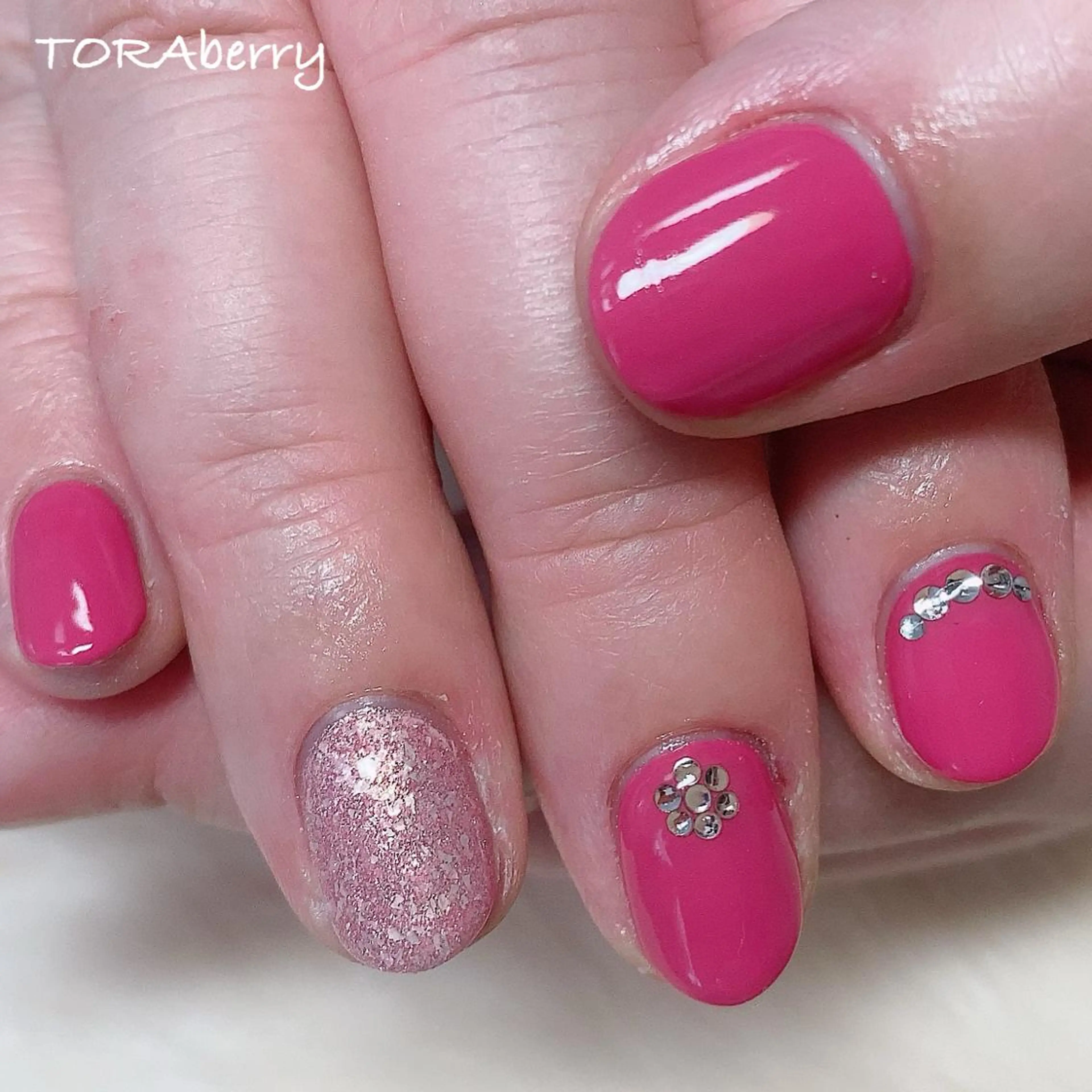 ネイル ピンク ハンドネイル ネイリスト なつみのネイルデザイン