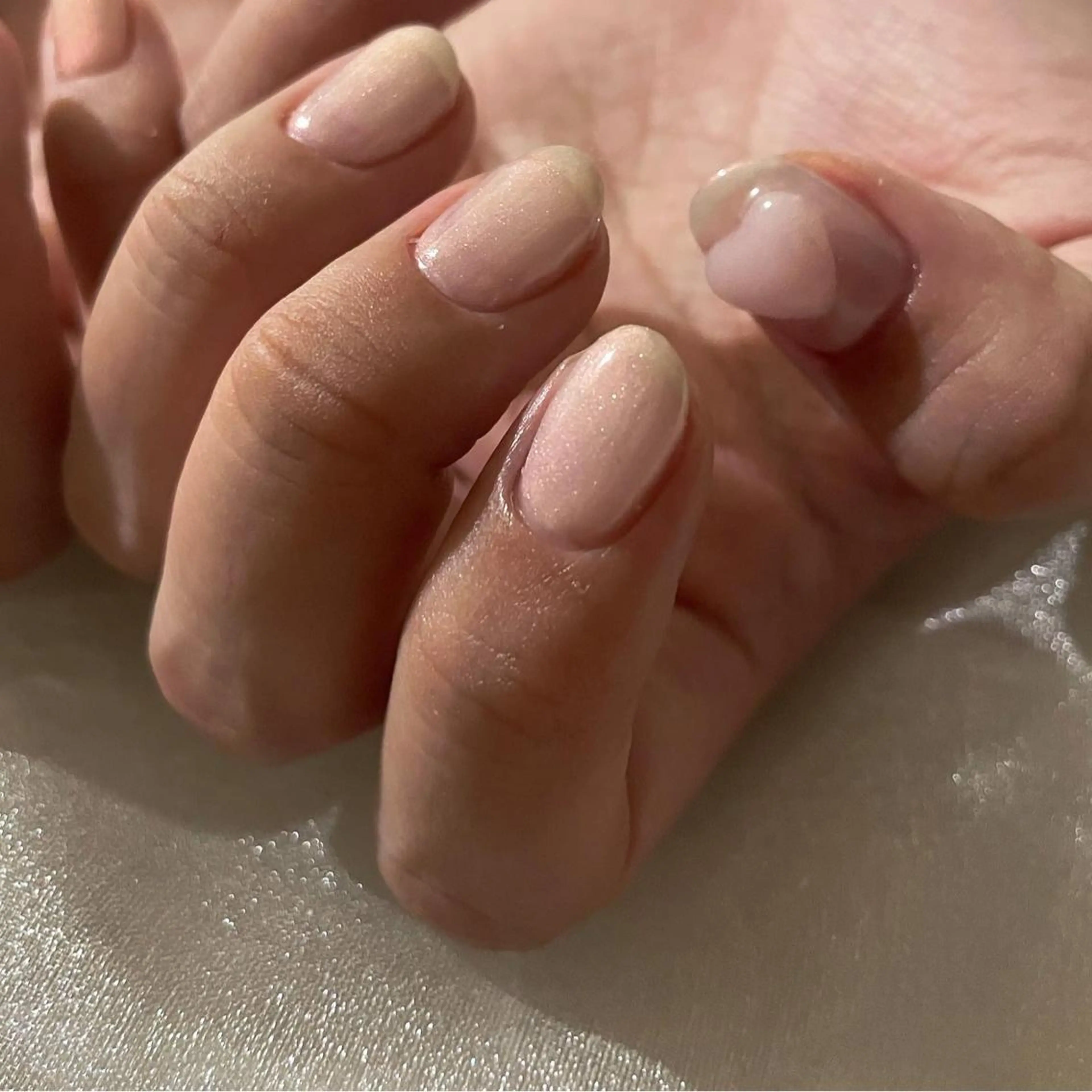 ネイル フレンチネイル ガーリー ハート ピンク ぷっくりネイル ハンドネイル ハンドケア lyly.nail所属・lylynail YUUKAのネイルデザイン