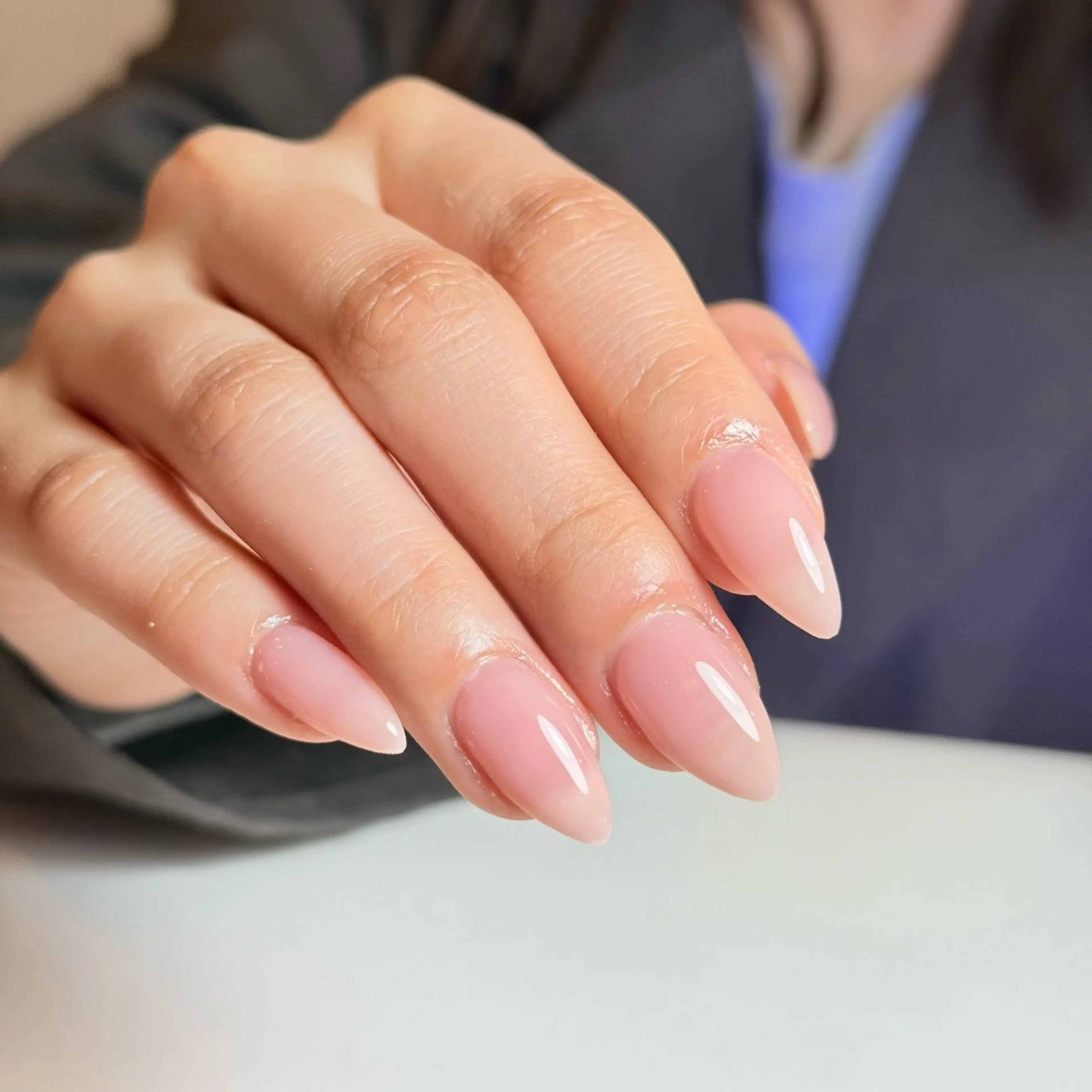 ネイル チークネイル フレンチネイル グラデーション キラキラネイル 韓国ネイル ハンドネイル Risa_ Nailのネイルデザイン