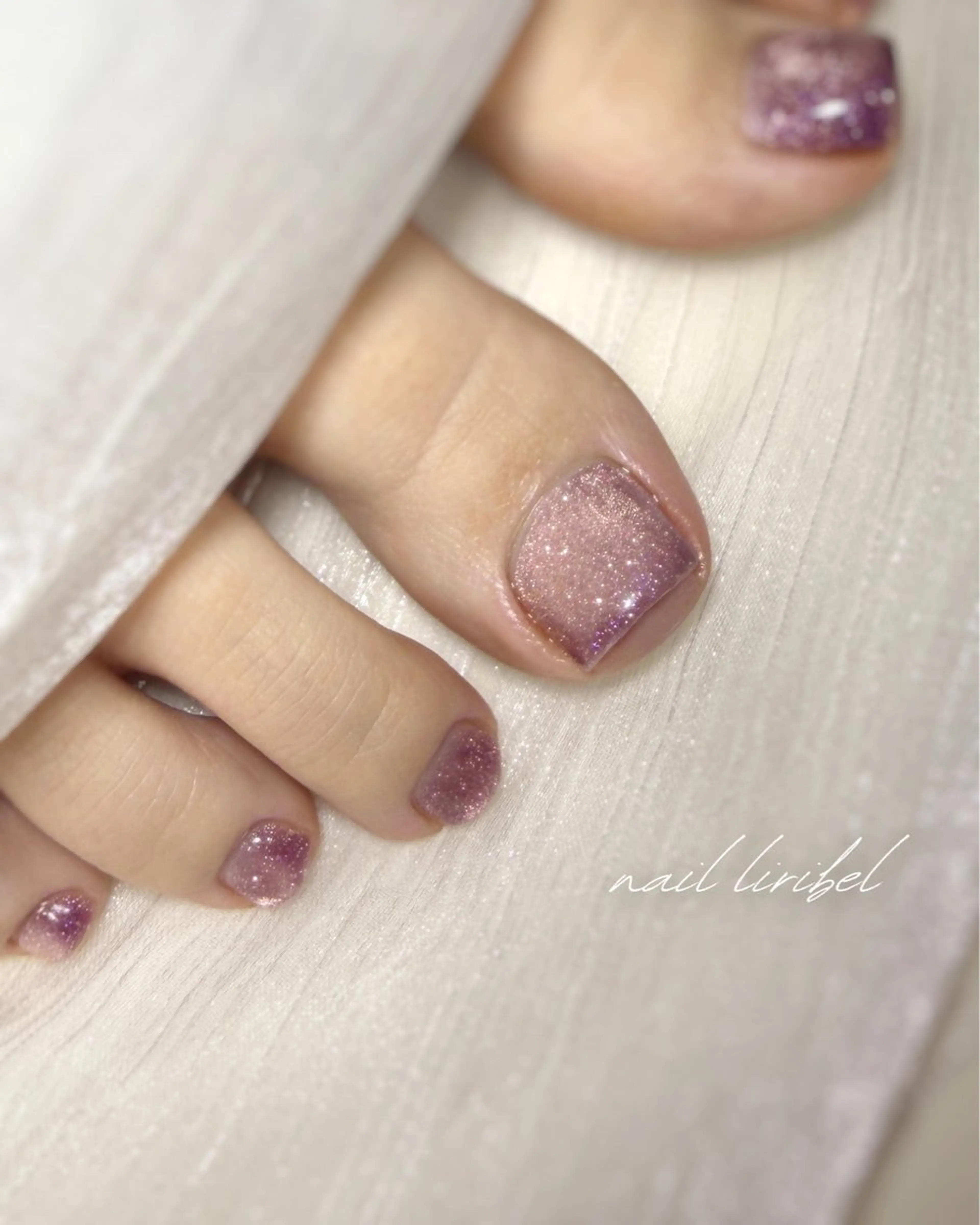 ネイル フットネイル ワンカラーネイル Nail Liribelのネイルデザイン