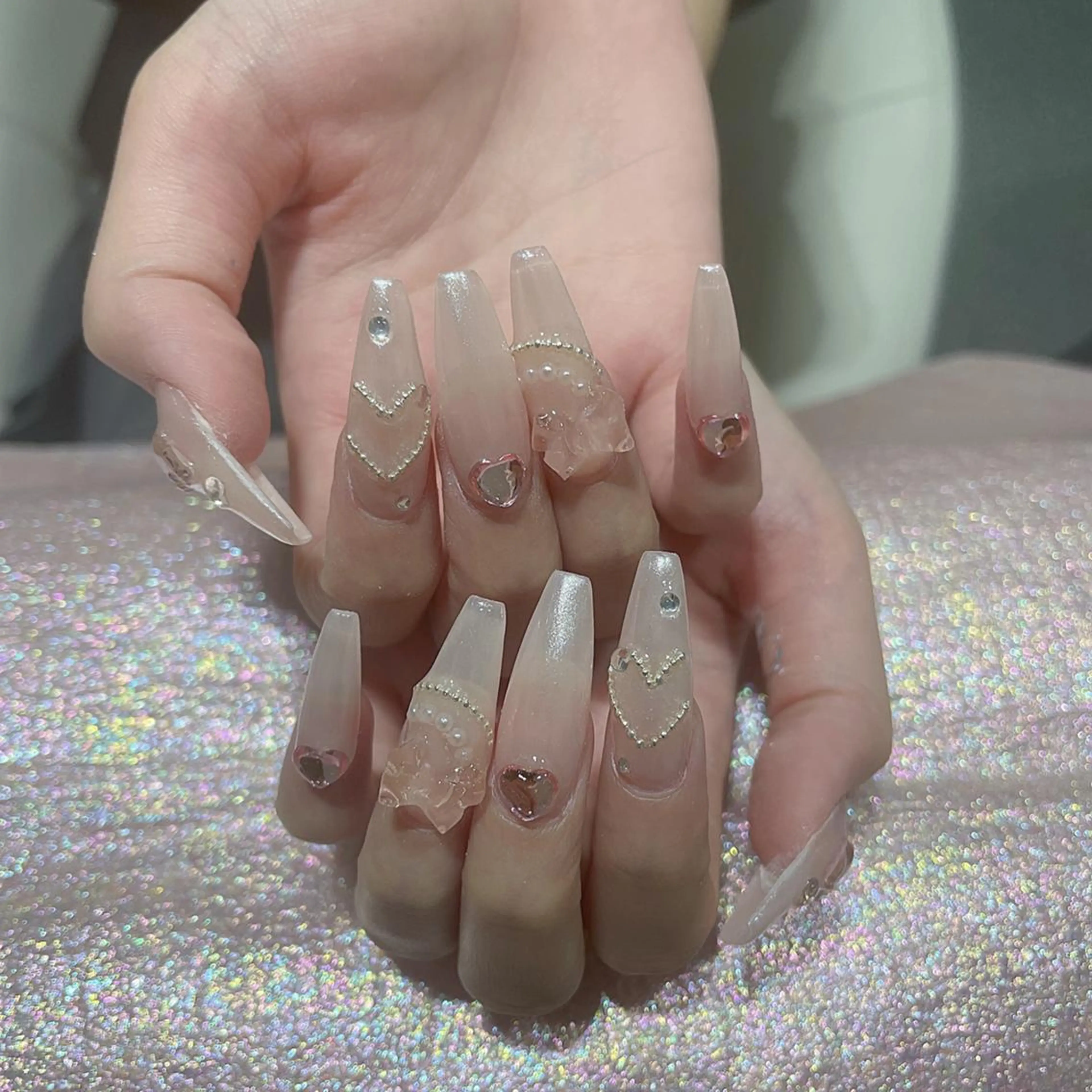 ネイル アートネイル 長さ出し ネイルチップ Queens マオのネイルデザイン