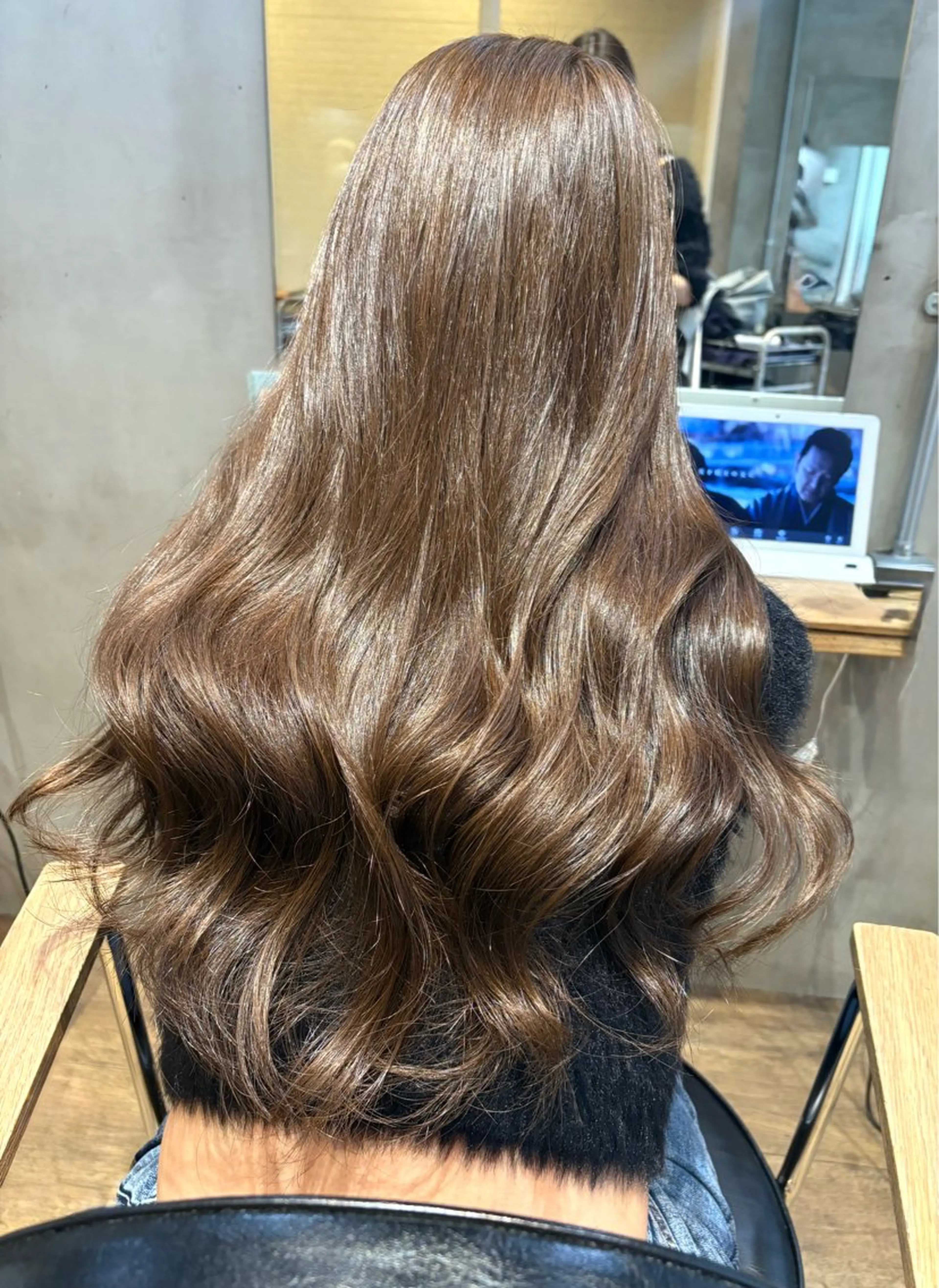 カット+透明感ダブルカラーの写真