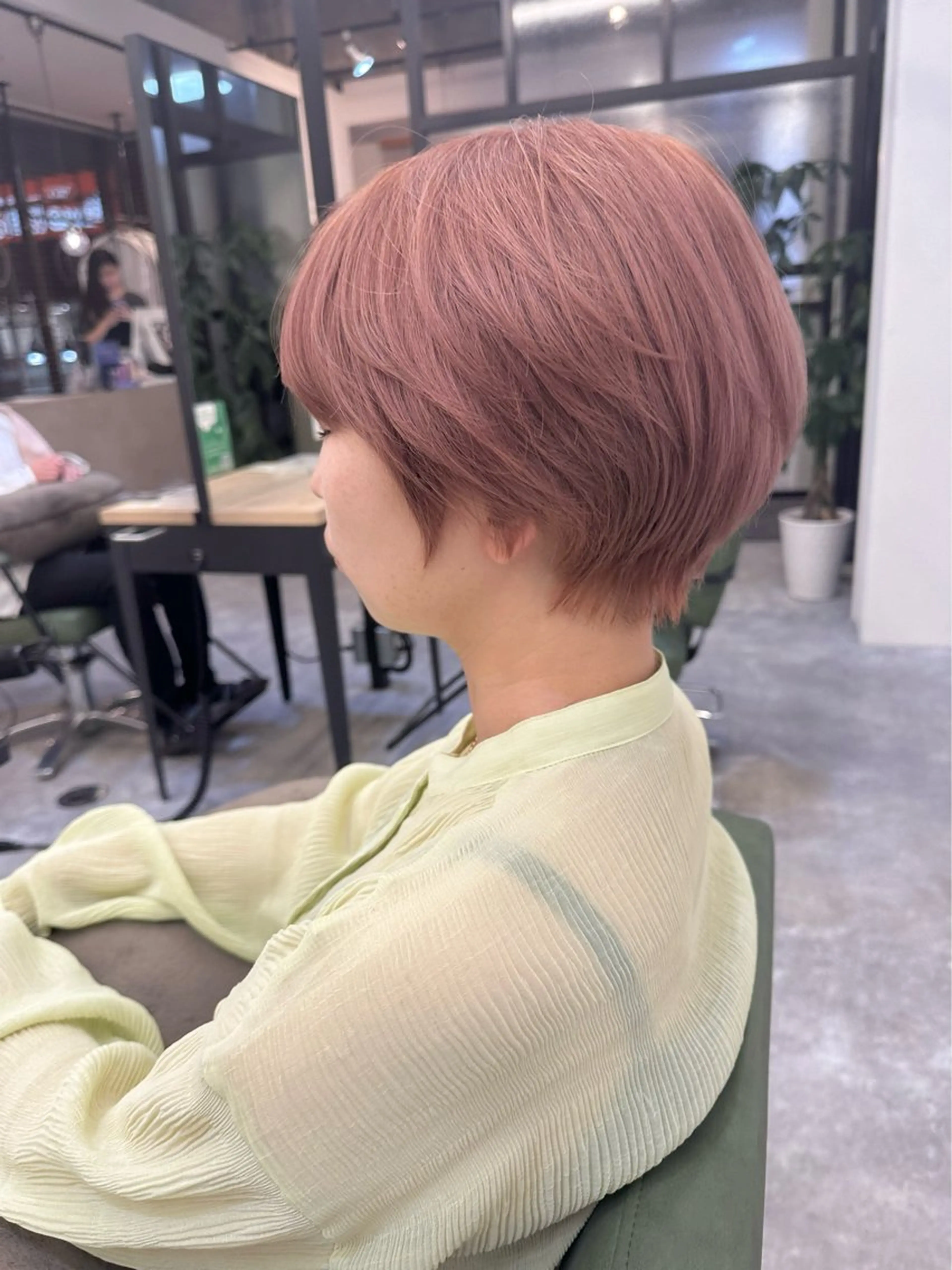 ショート 店長🌟小顔似合わせ デザインカラー◎古田のヘアスタイル