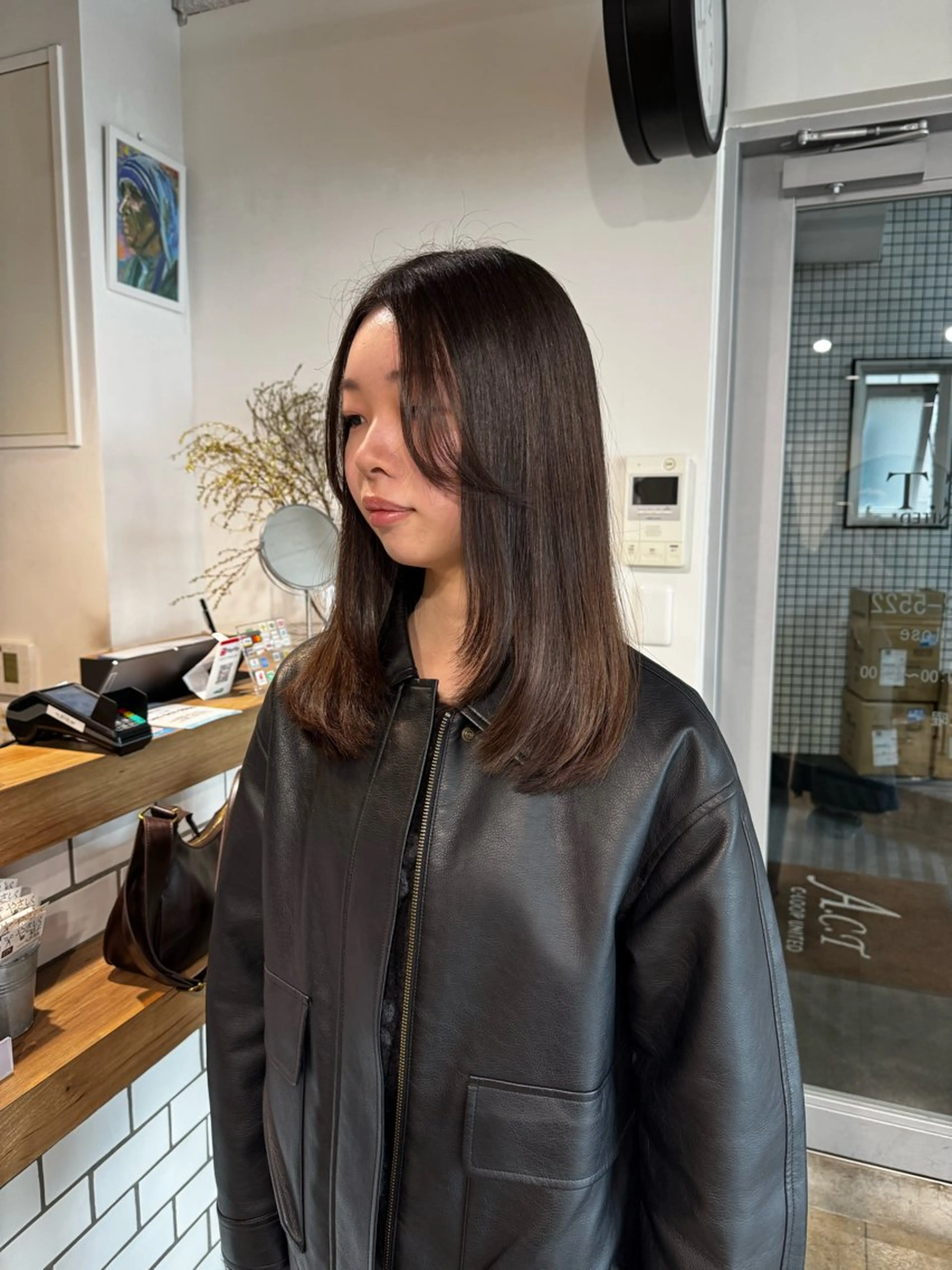 ミディアム レイヤーカット ローレイヤー カット ヘッドスパ レイヤー/大人ボブ 渡邉【日吉美容室】のヘアスタイル