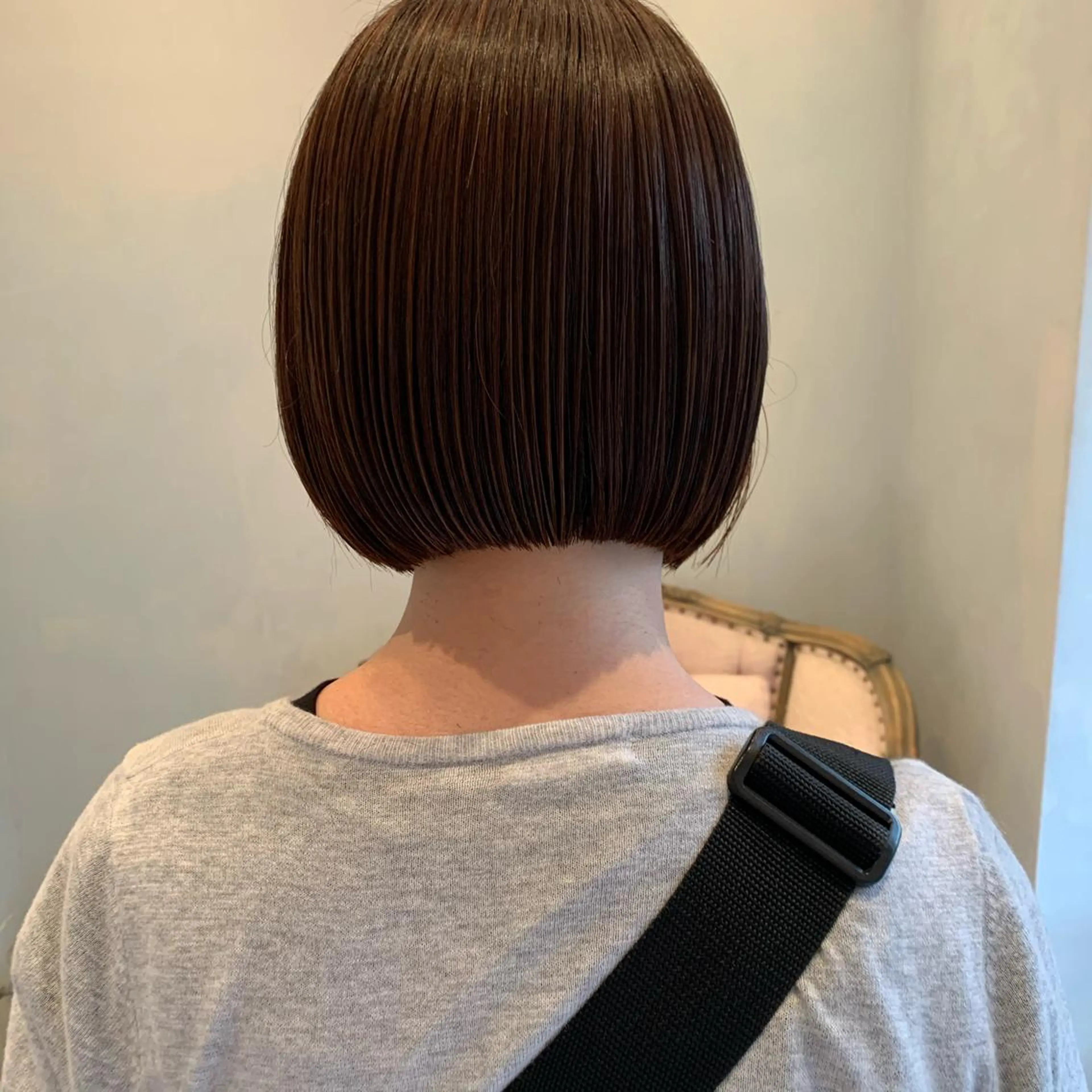 ショート ヘアカラー トリートメント SAKINO. ベージュカラーのヘアスタイル