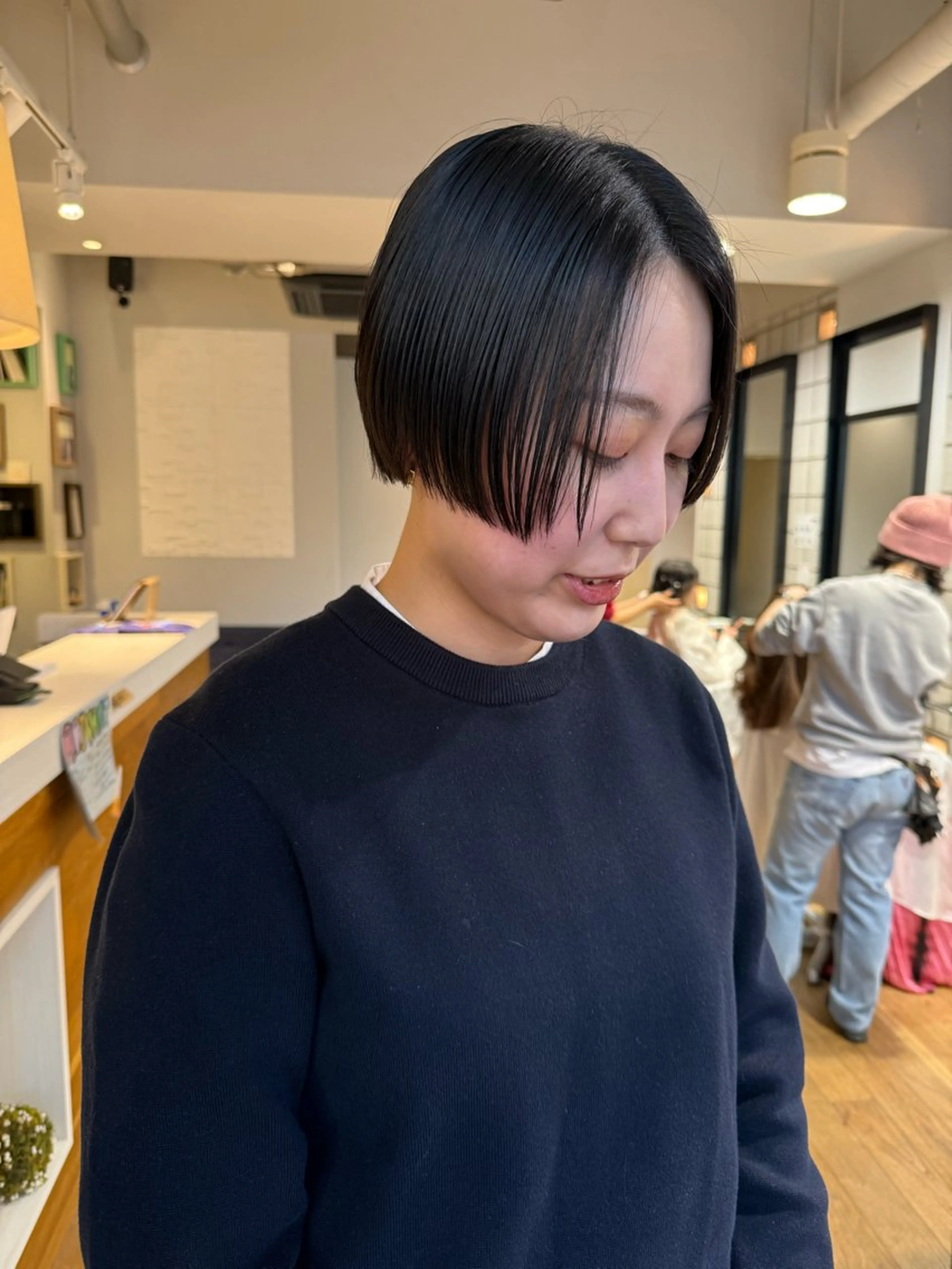 ショート 顔周りカット カット 松本 夏海のヘアスタイル