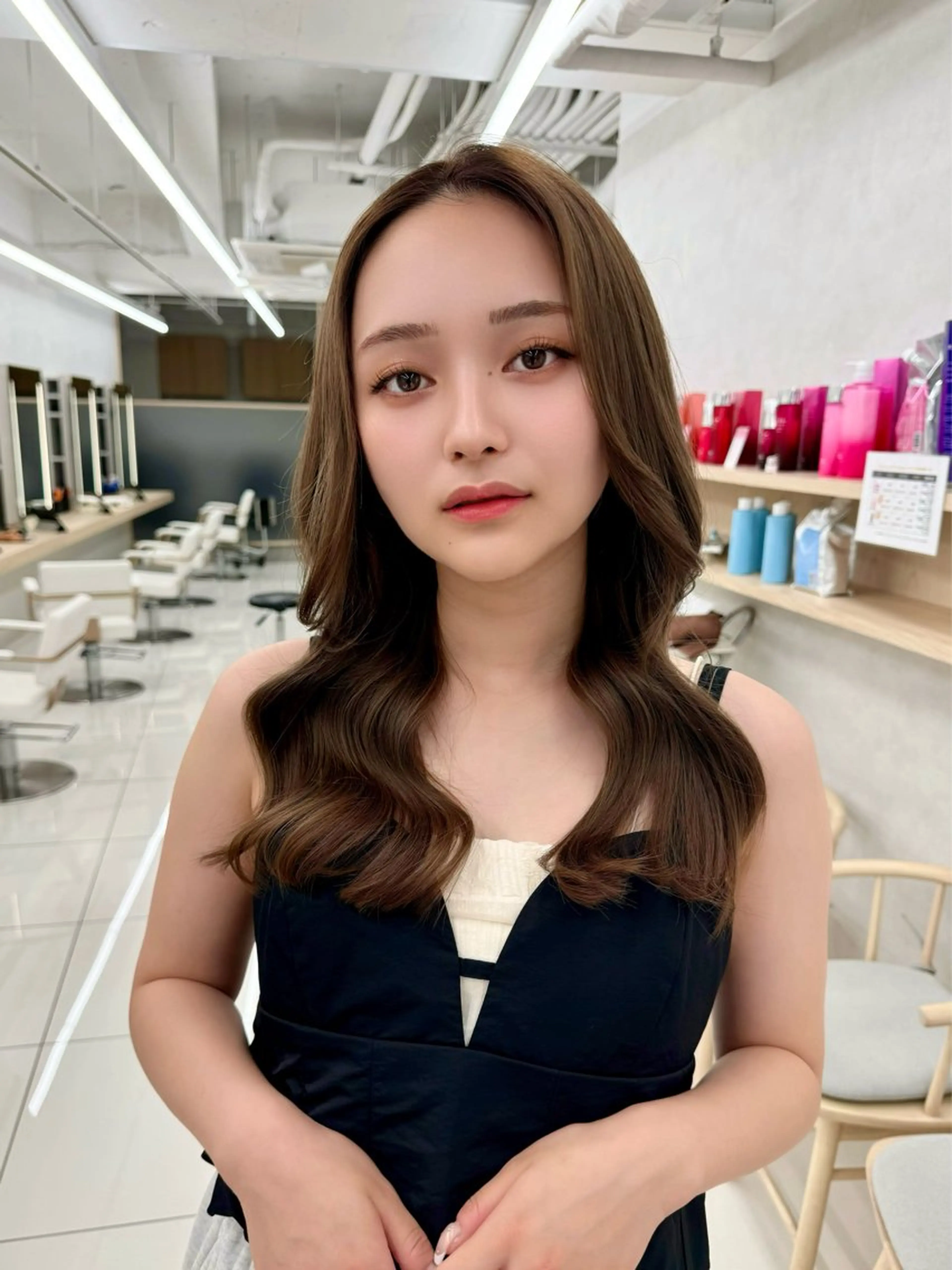 ロング 三鷹で1番ショート ボブをカットする新谷のヘアスタイル