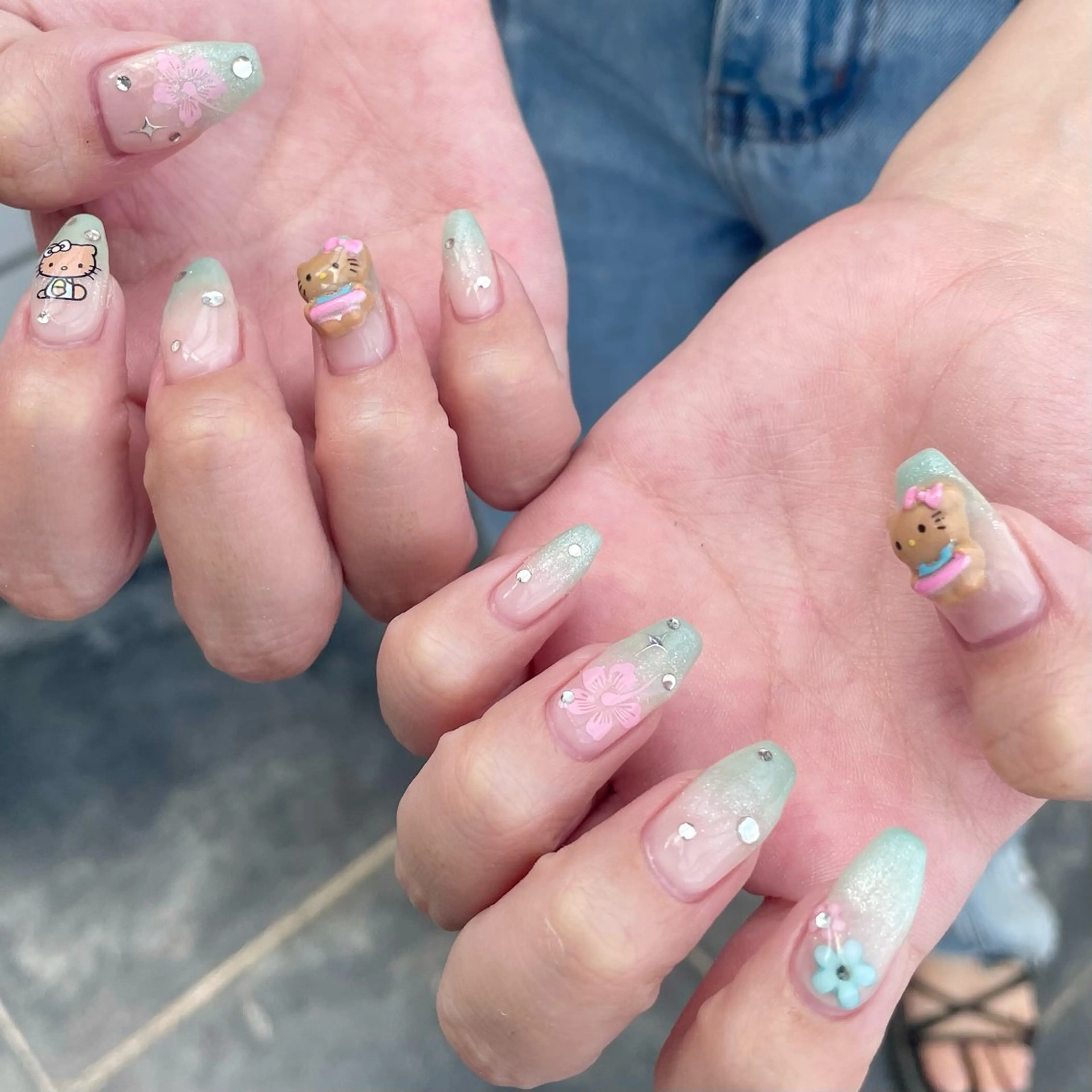 ネイル Nail ヌシん家 AKANEのネイルデザイン