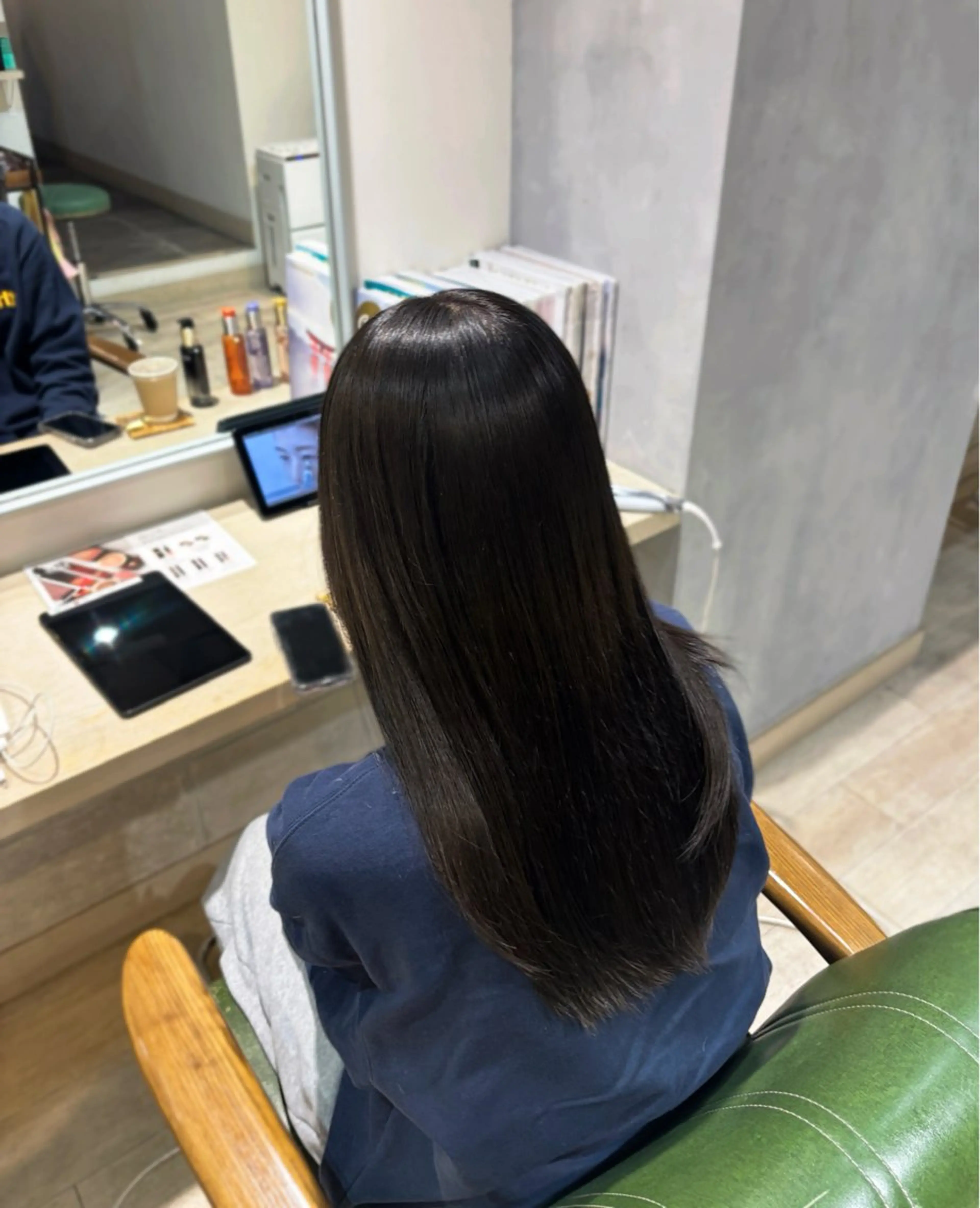 カラー グレージュ オリーブグレージュ オリーブグレー ROCCO saraのヘアスタイル