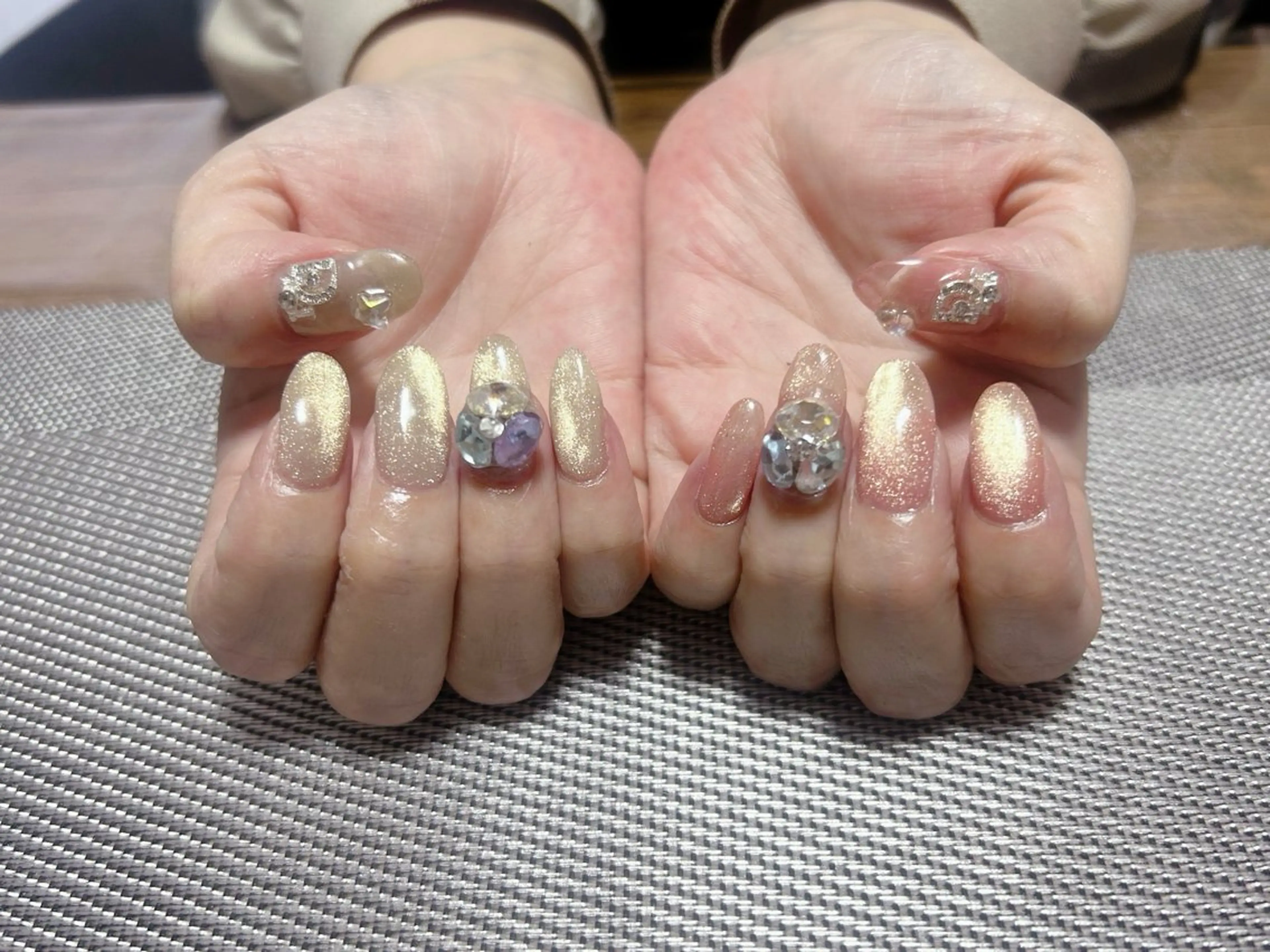 ネイル 持ち込み ハンドネイル i nailのネイルデザイン