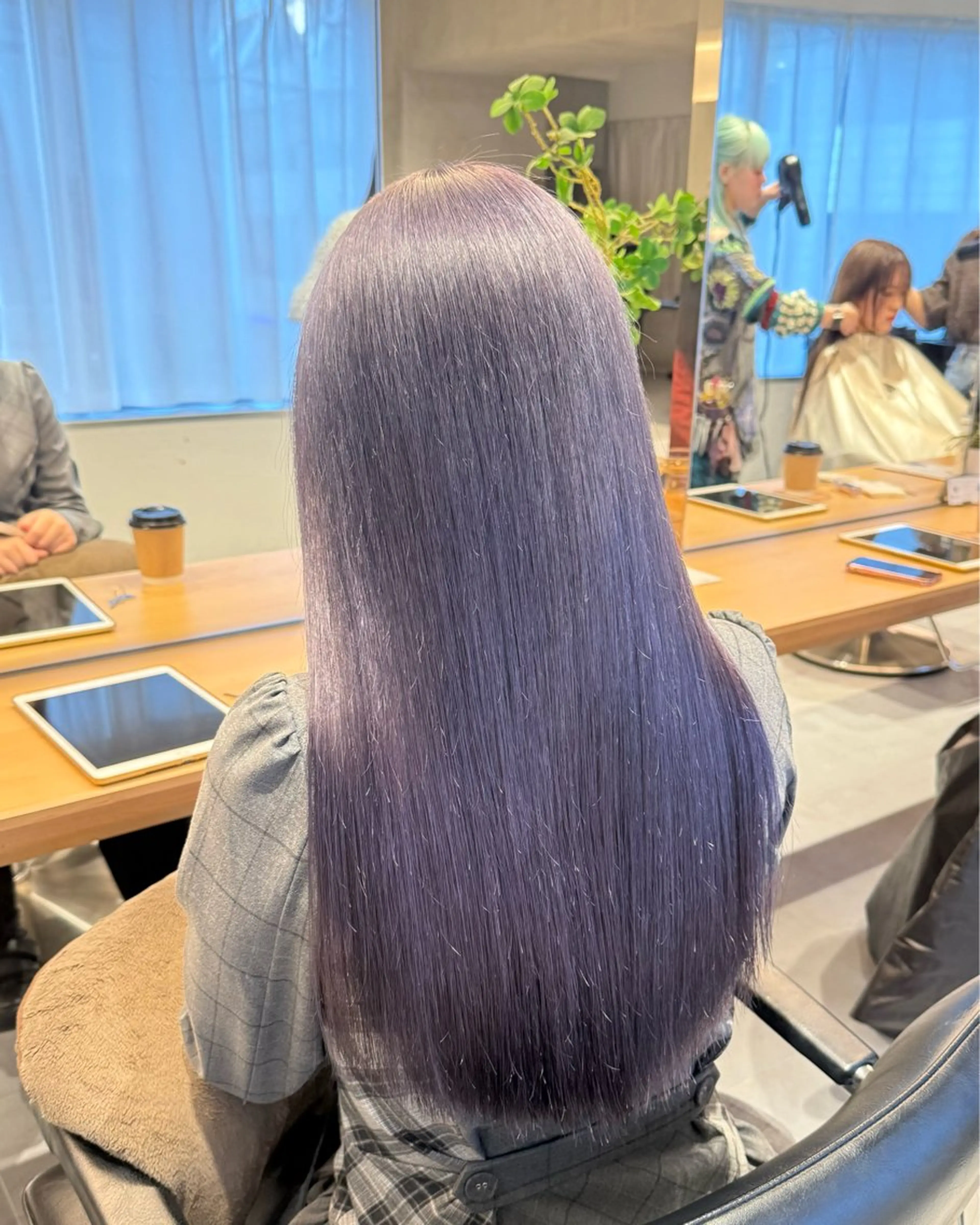 ロング カラー ベージュカラー ブリーチ ブロンド ラベンダーカラー ラベンダーベージュ ヘアカラー トリートメント ツヤ髪/韓国ヘア 💎Nokaのヘアスタイル